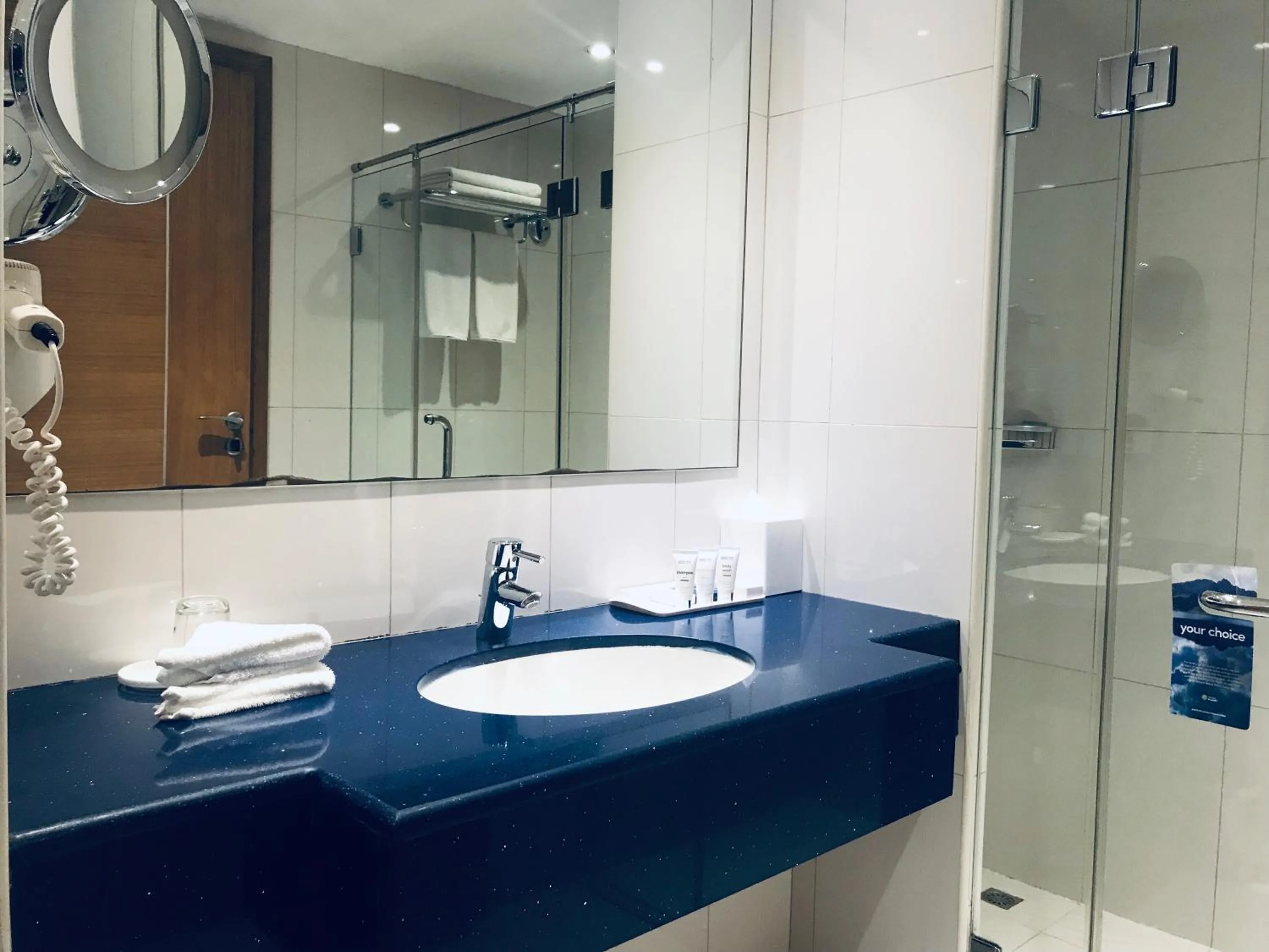 Bathroom in Golden Tulip Muscat