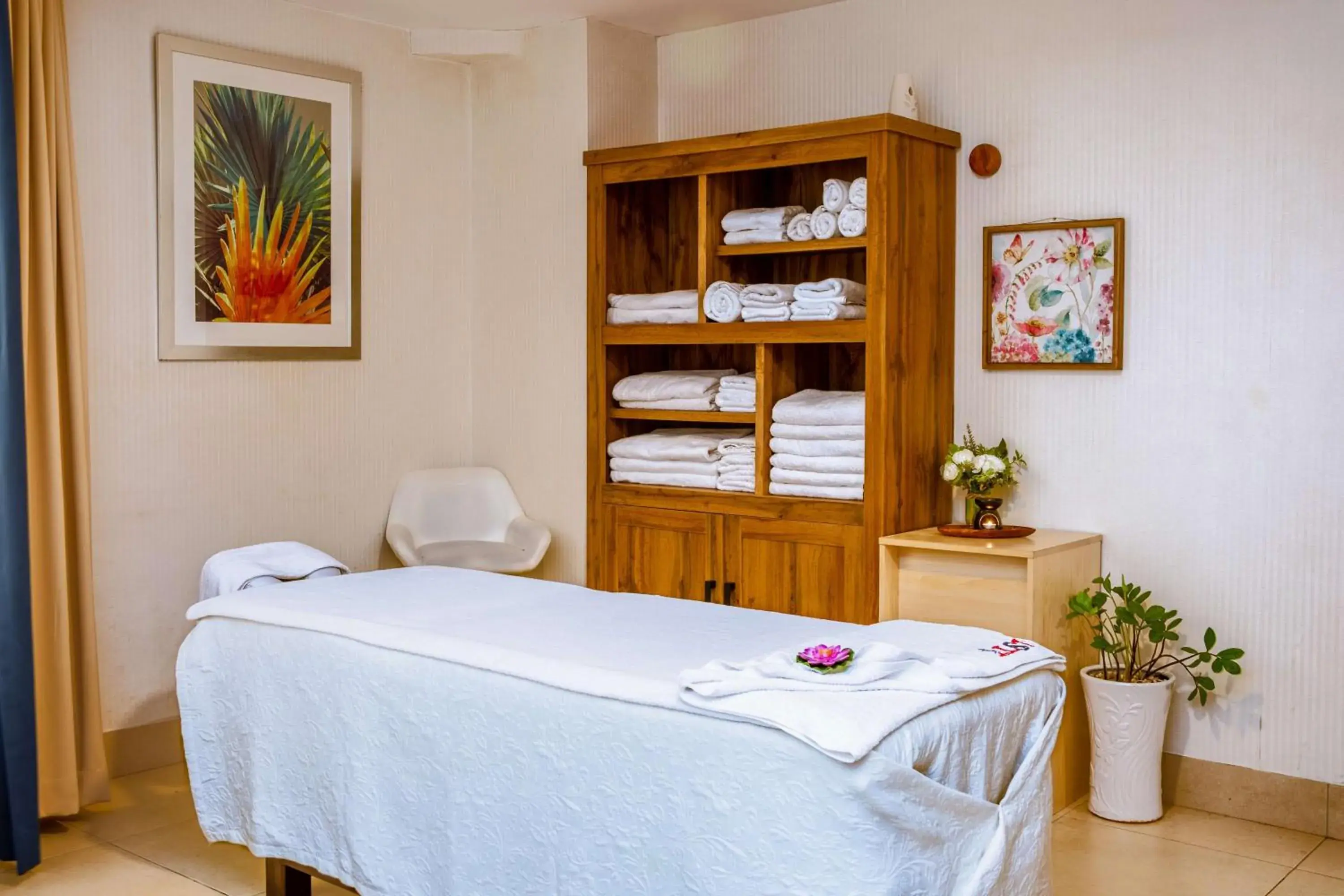 Spa and wellness centre/facilities in Golden Tulip Muscat Spa and wellness centre/facilities in Golden Tulip Muscat