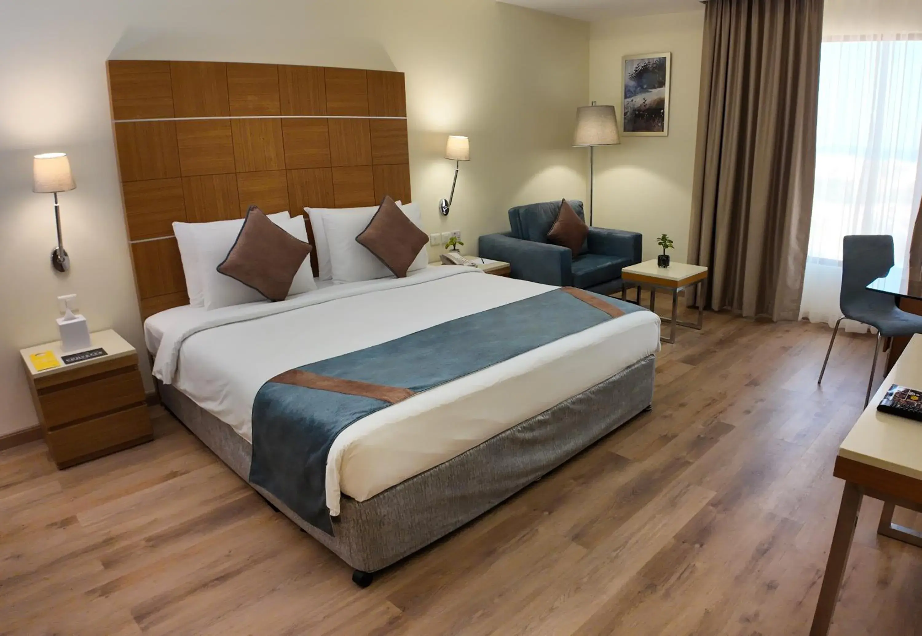 Bed in Golden Tulip Muscat Bed in Golden Tulip Muscat