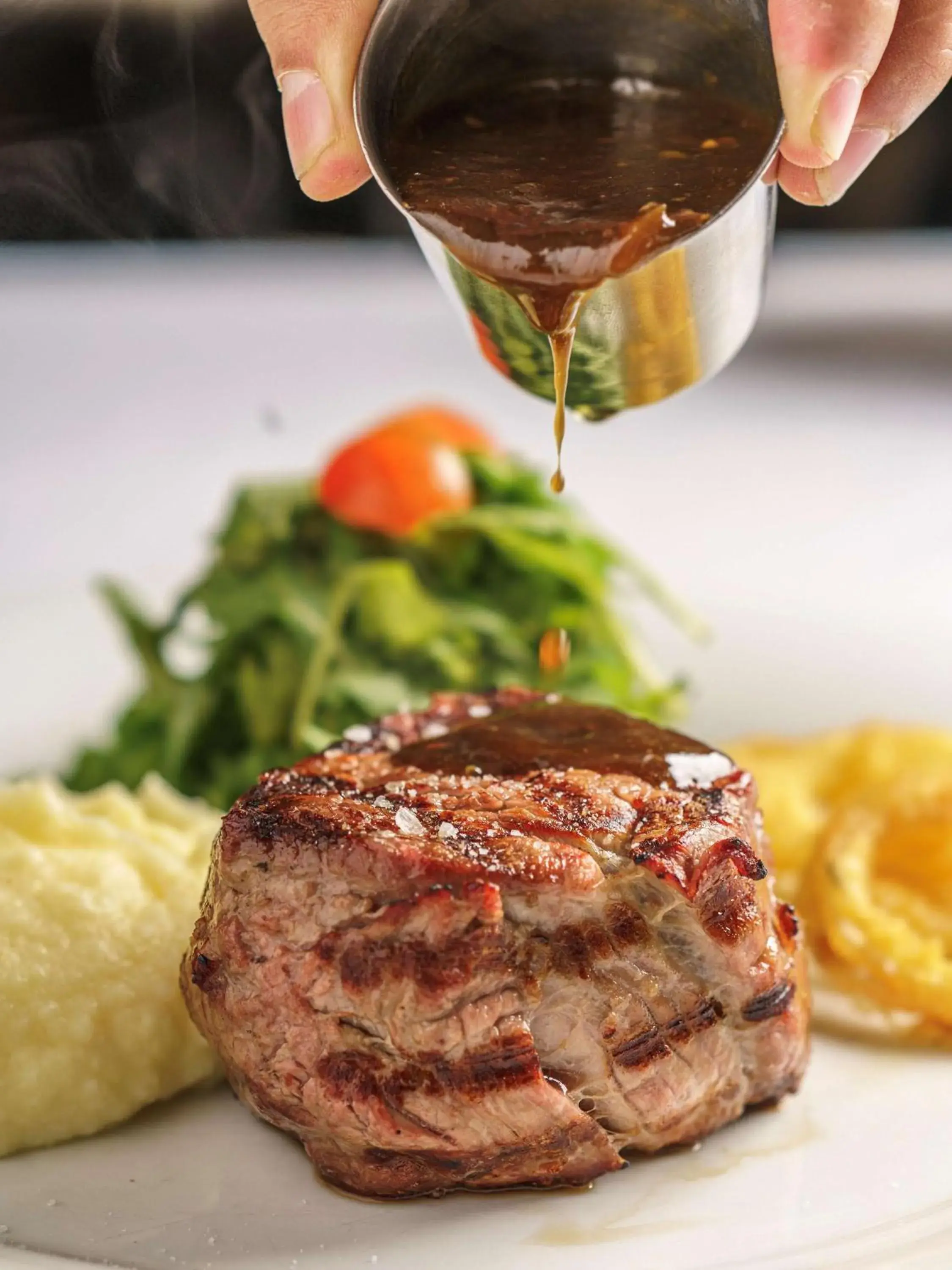 Food and drinks in Golden Tulip Muscat Food and drinks in Golden Tulip Muscat