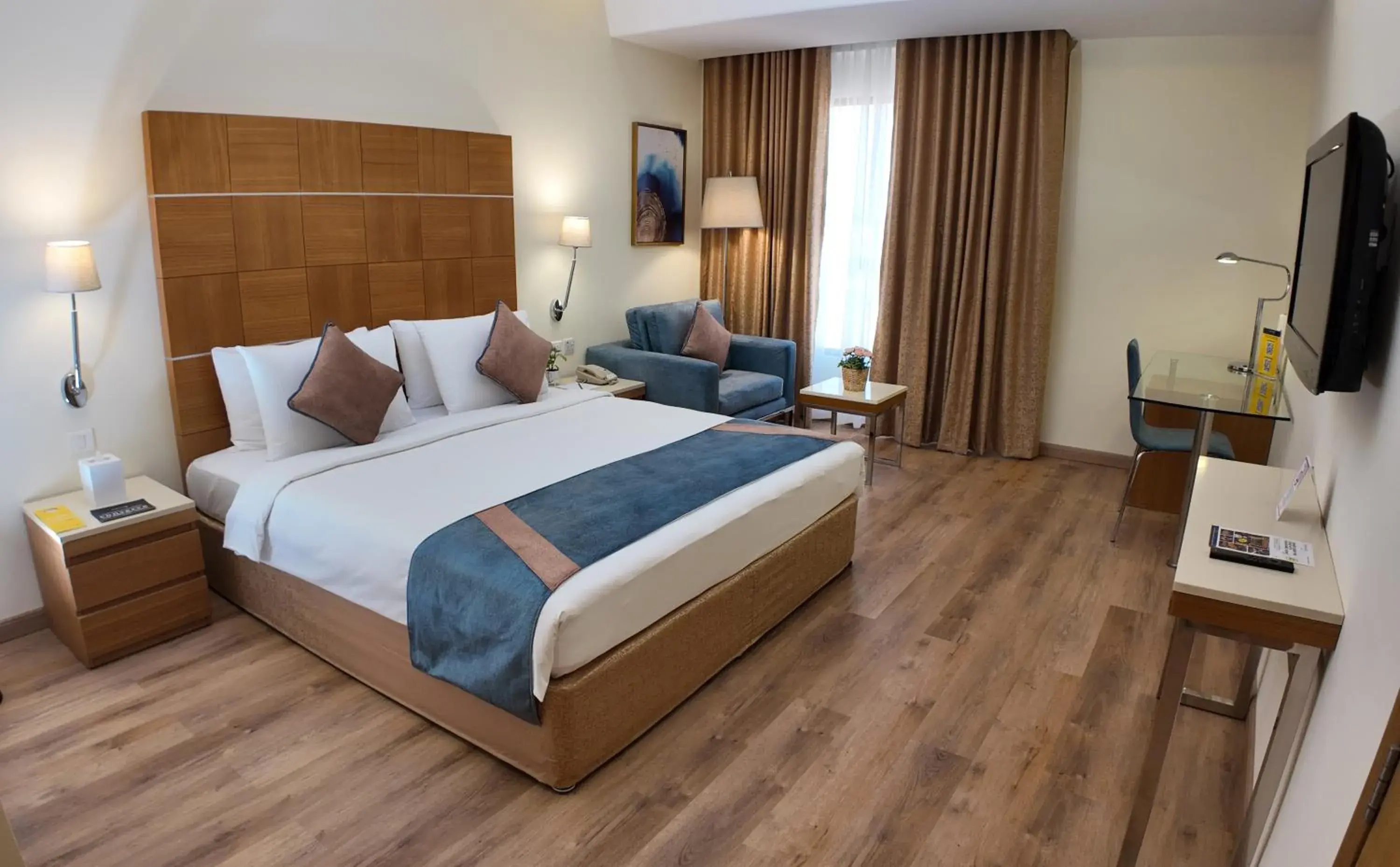 Bed in Golden Tulip Muscat Bed in Golden Tulip Muscat