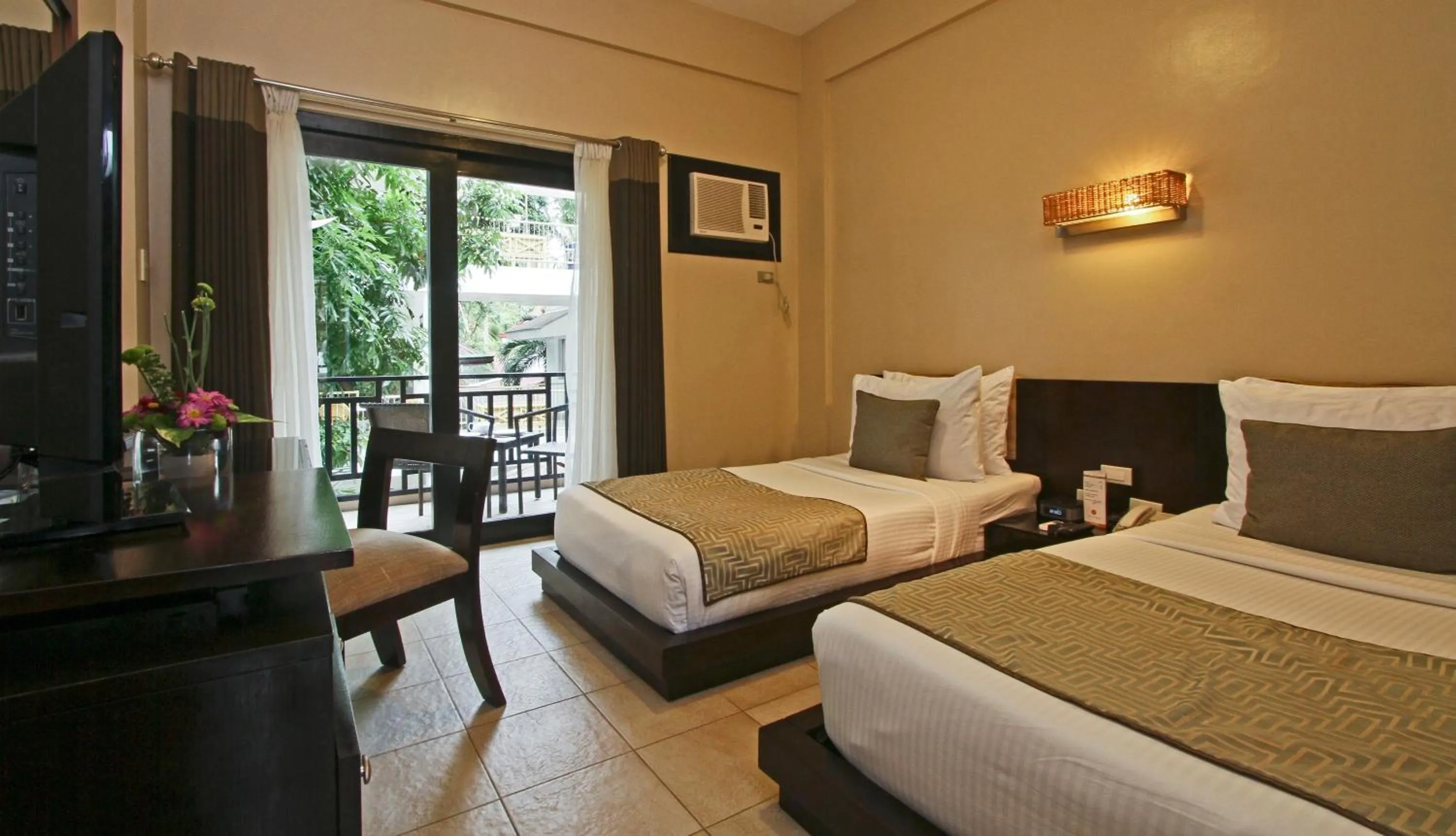 Bed in Two Seasons Boracay Resort