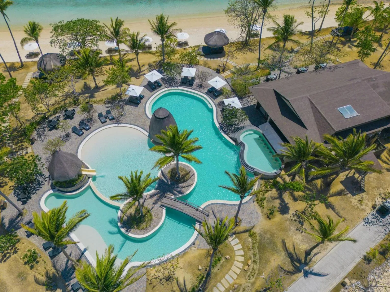 Swimming pool in Two Seasons Coron Island Resort