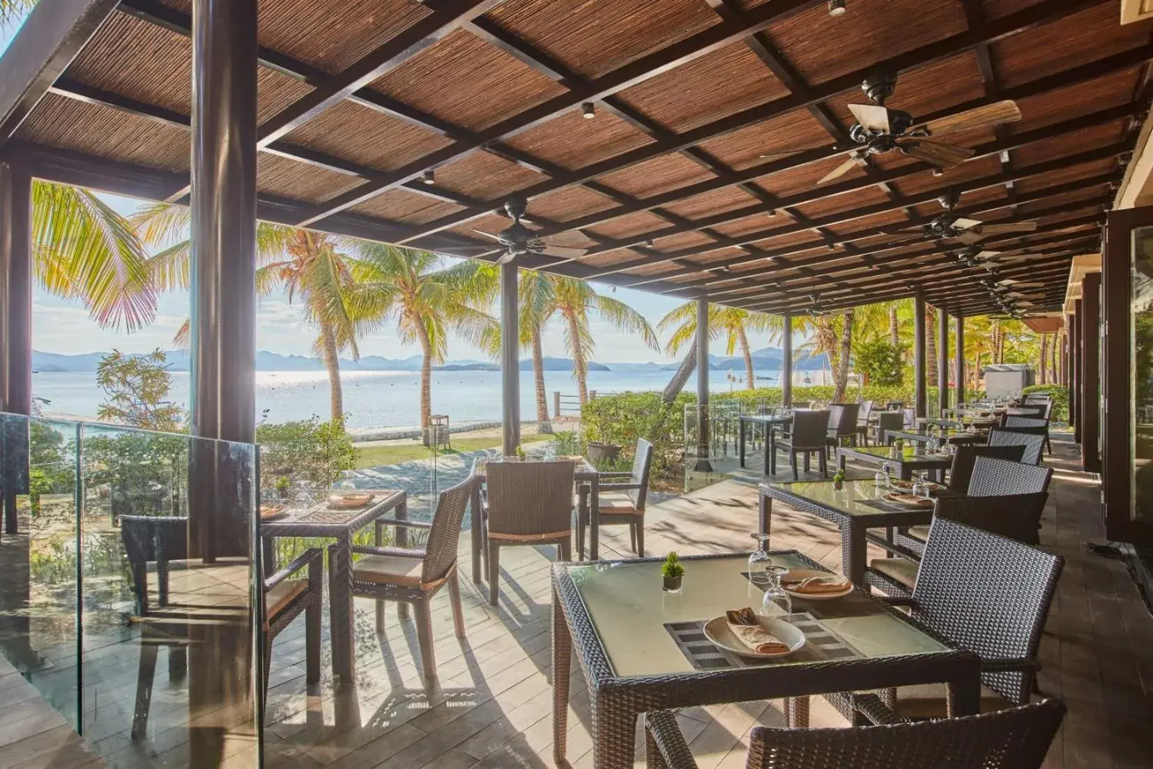 Restaurant/places to eat in Two Seasons Coron Island Resort Restaurant/places to eat in Two Seasons Coron Island Resort