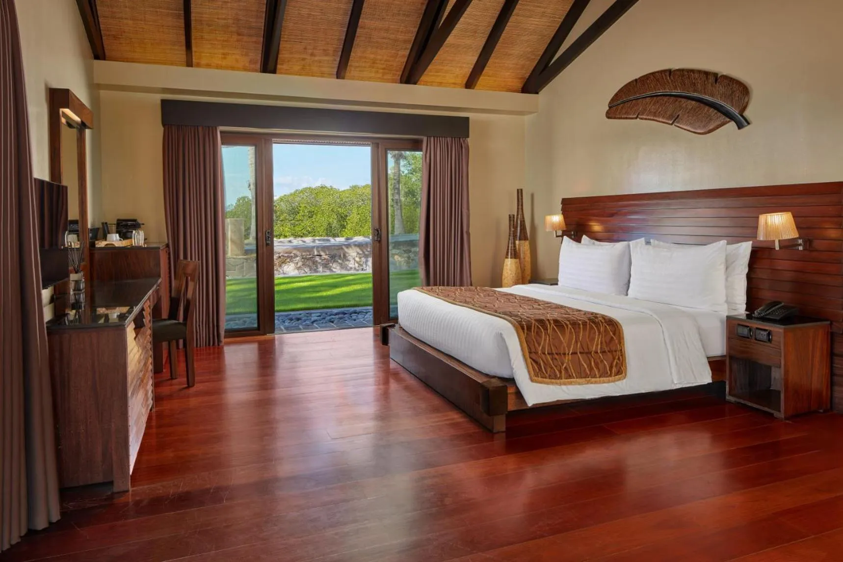 Bed in Two Seasons Coron Island Resort