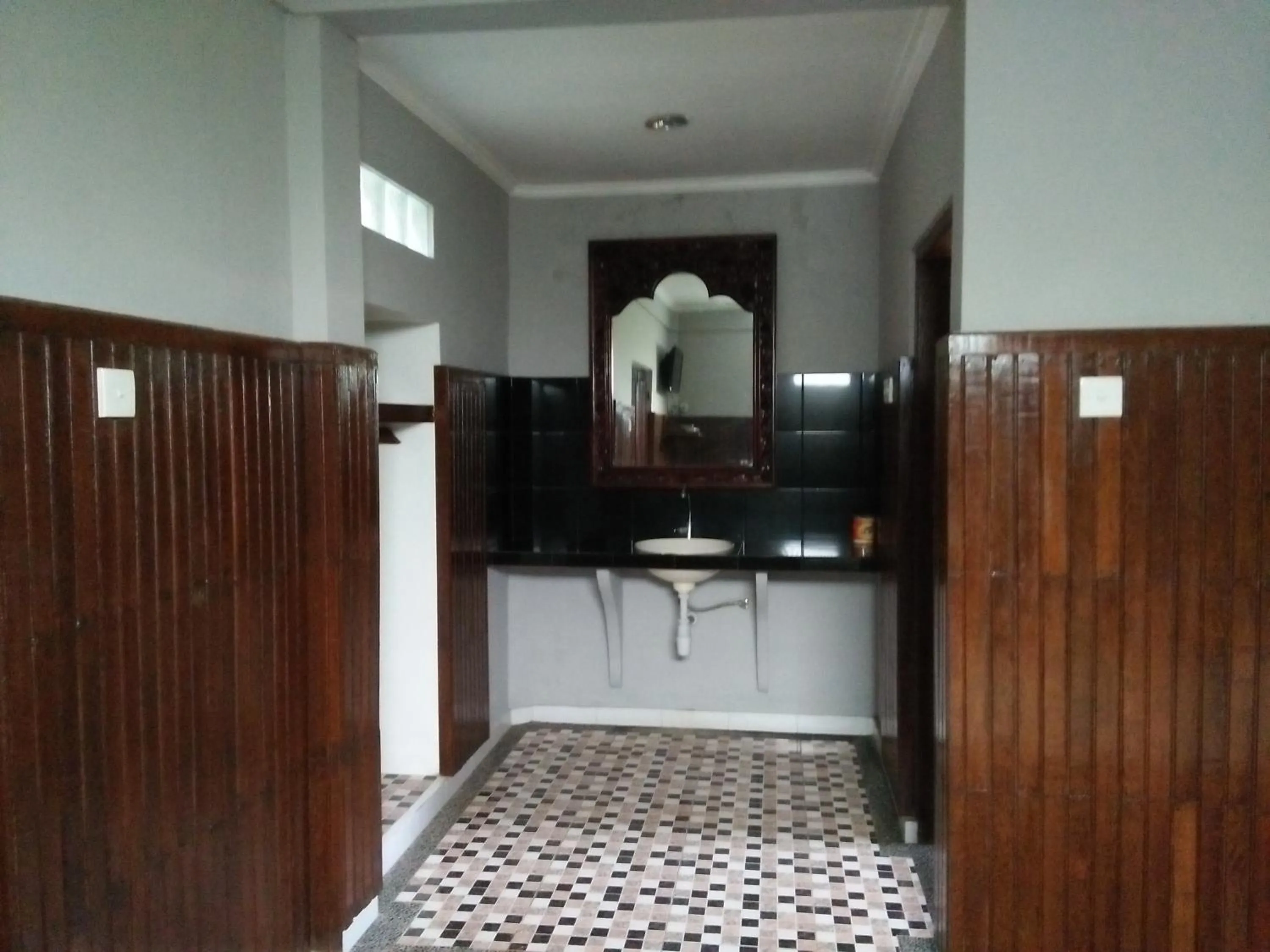 Bathroom in Puri Mandhara Lovina