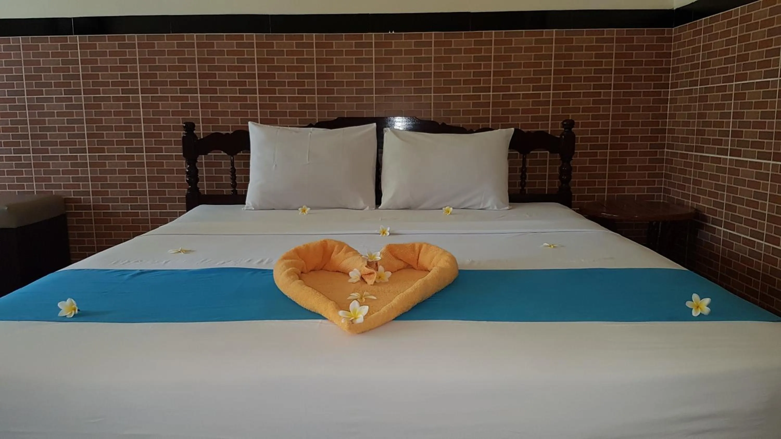Bed in Puri Mandhara Lovina