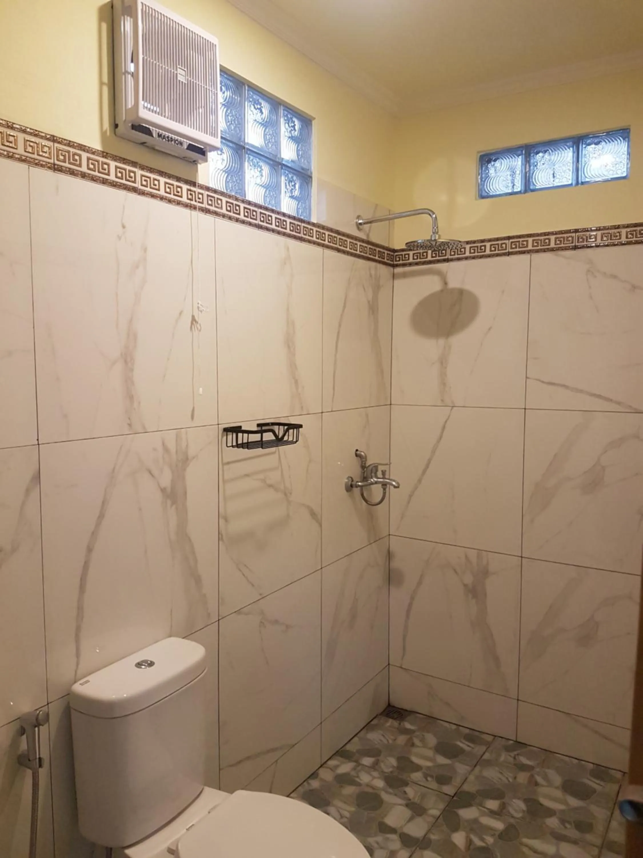 Puri Mandhara Lovina