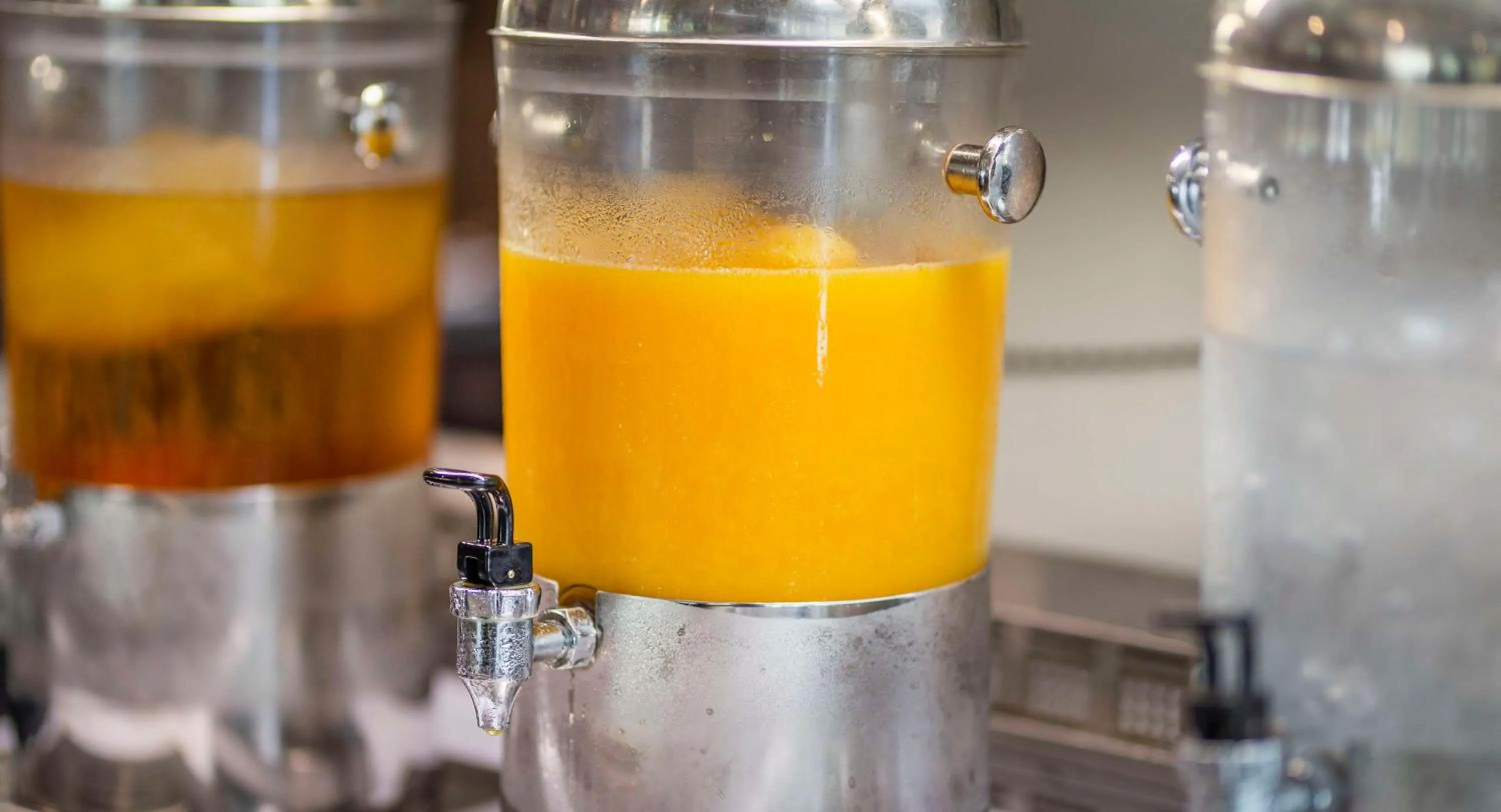 Breakfast in Rydges Esplanade Resort Cairns