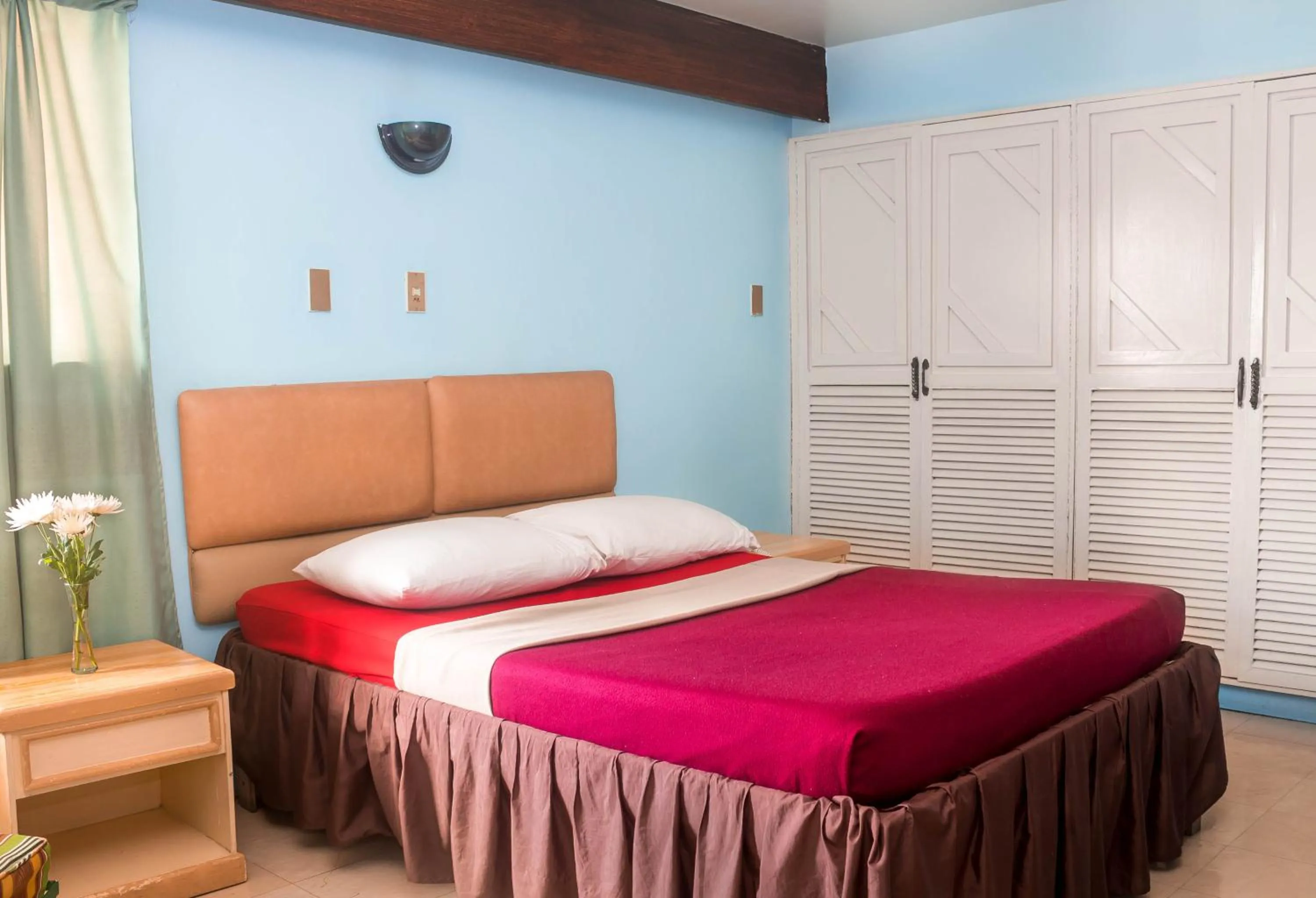 Property building, Bed in Benguet Prime Hotel