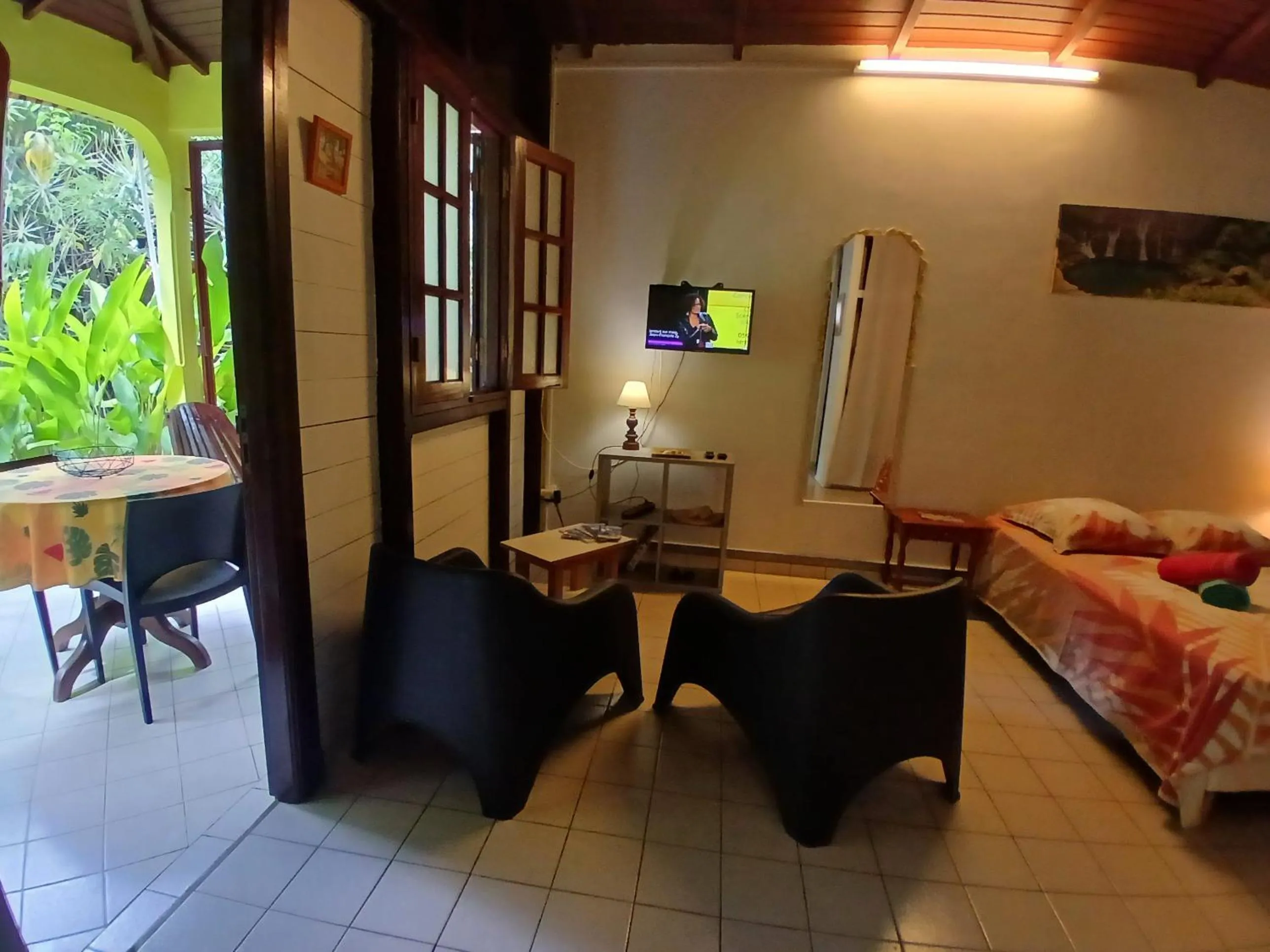 TV and multimedia, Bed in Résidence Les MANGUIERS OTANTIK