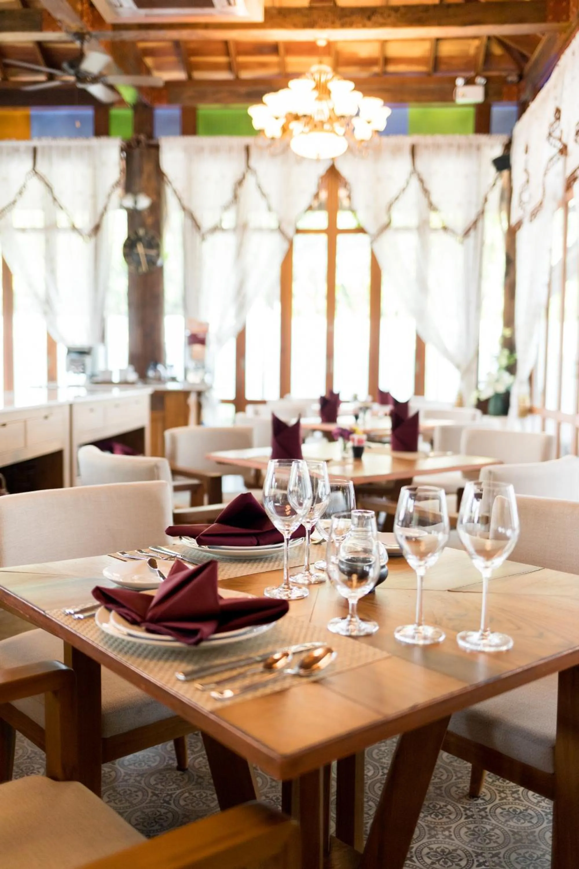 Restaurant/Places to Eat in Nampiangdin Boutique Hotel