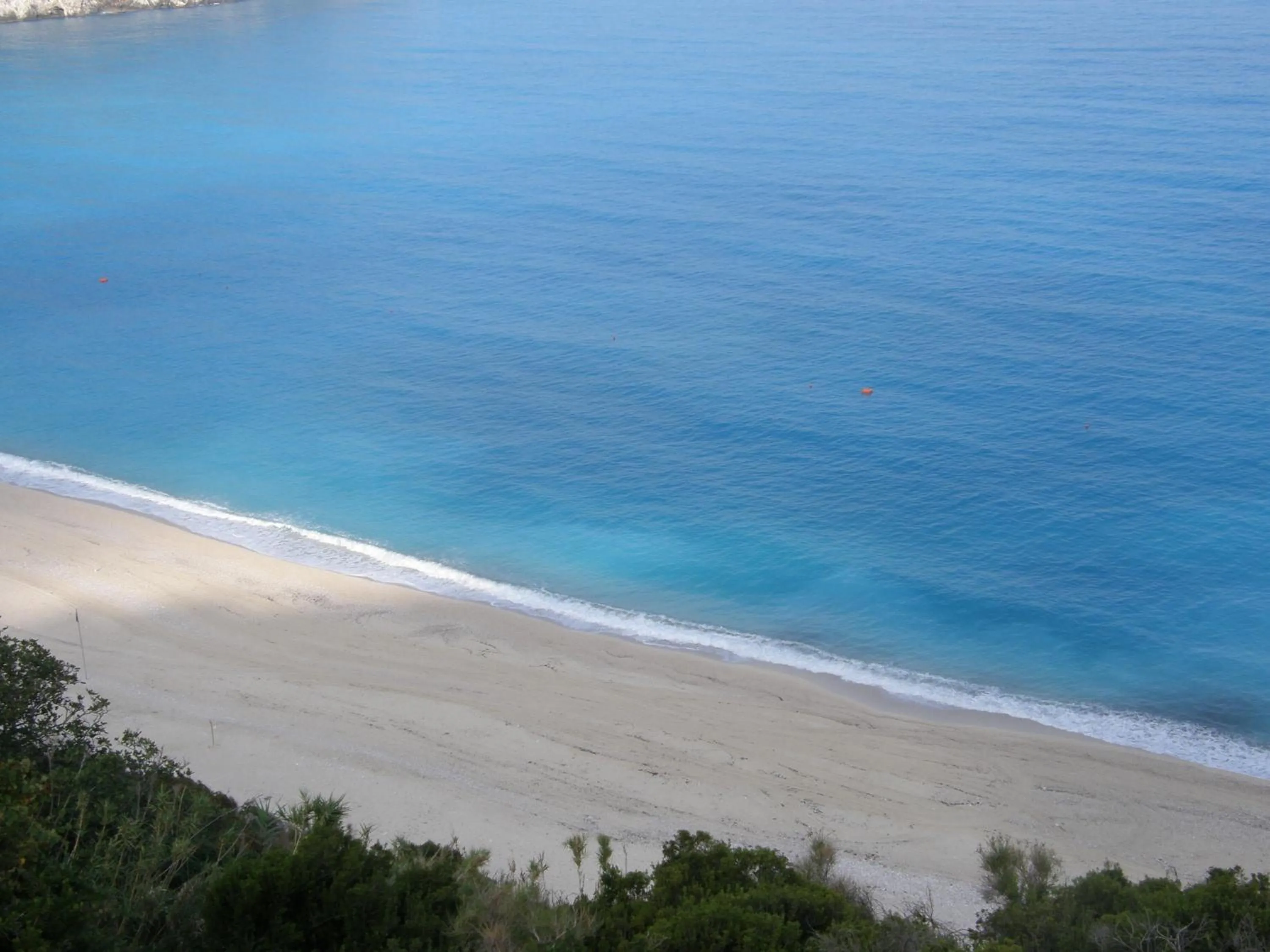 Beach in Inglessata Rose
