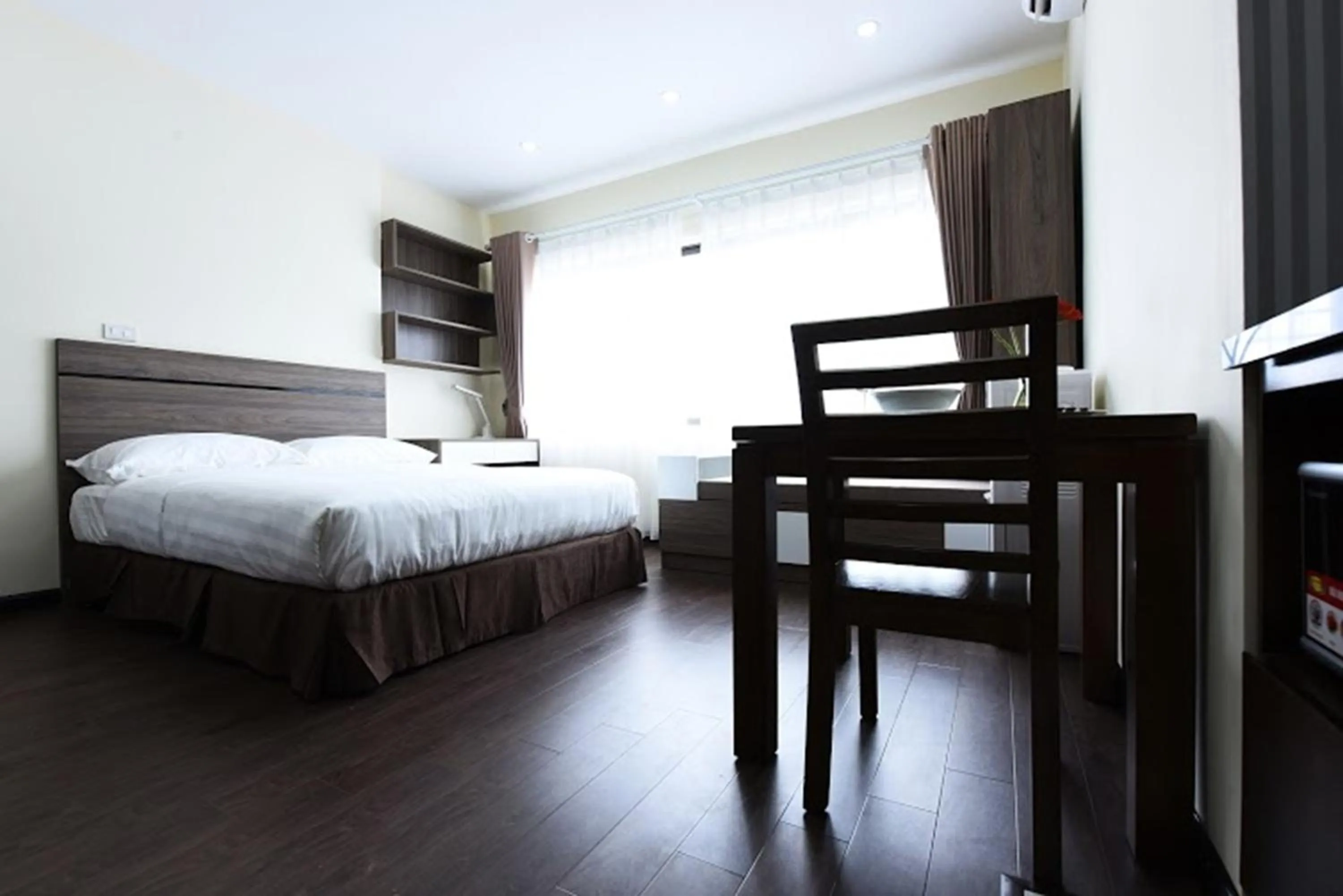 Coffee/tea facilities, Bed in Granda Legend Apartment