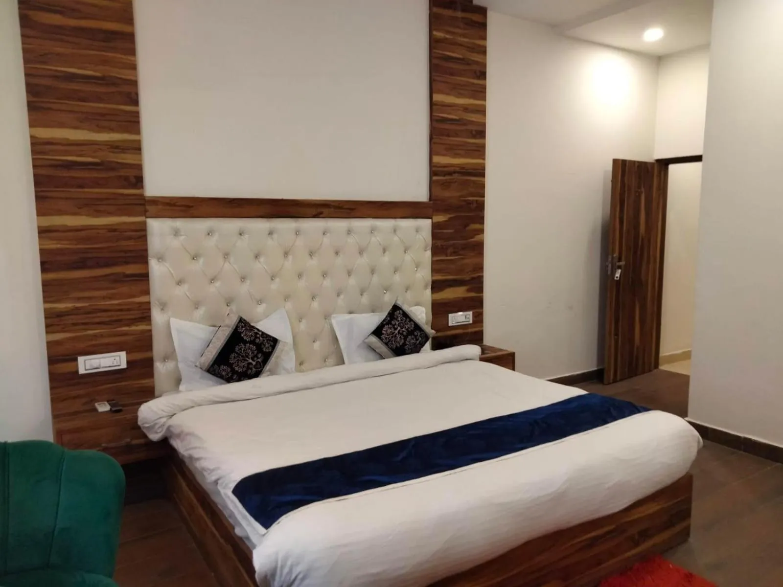 Bed in Hotel D Plaza