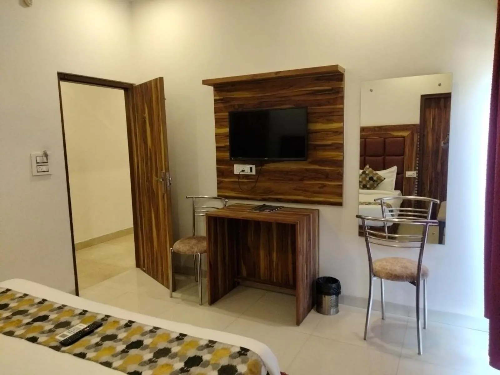 TV and multimedia in Hotel D Plaza