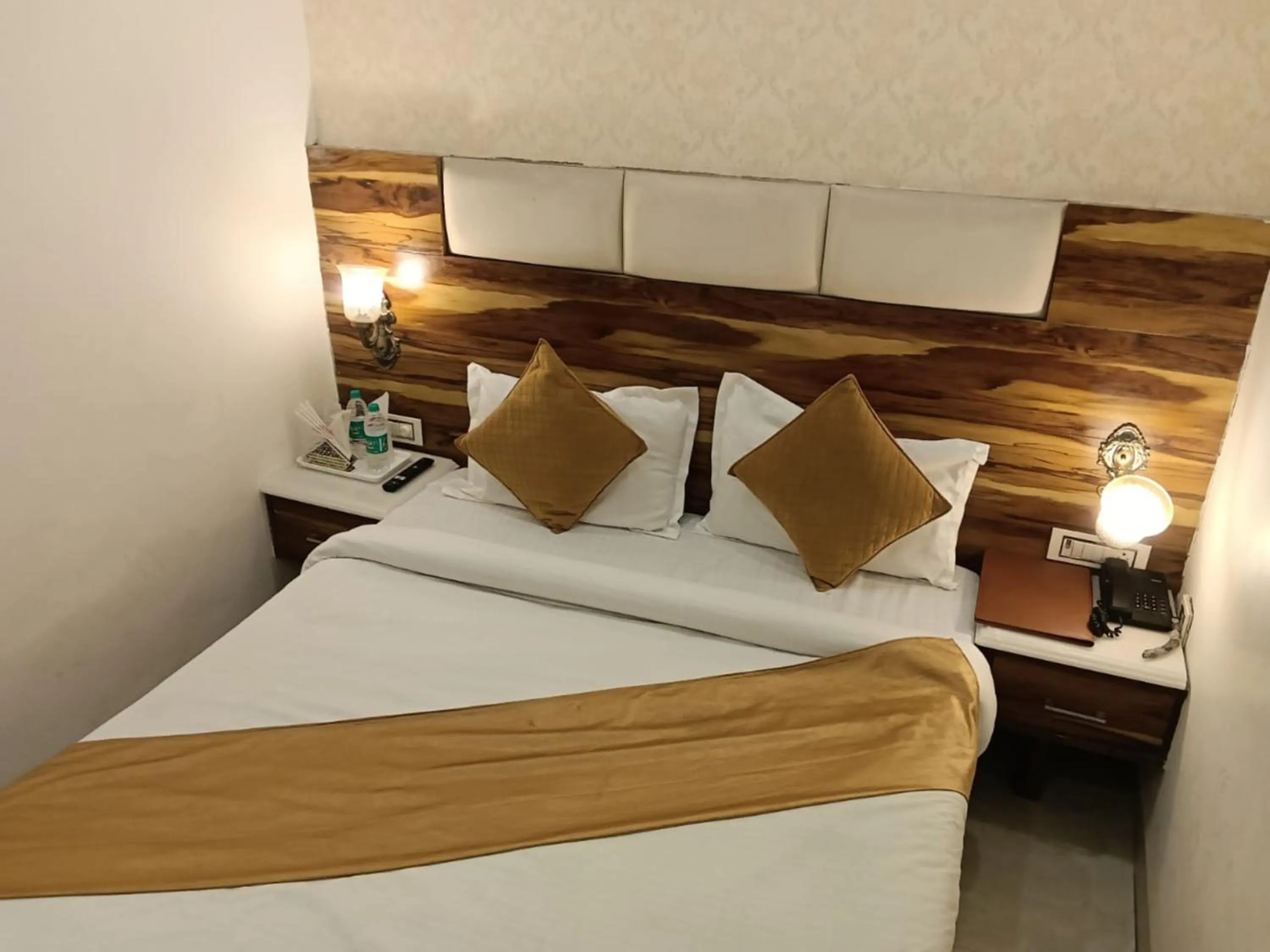 Bed in Hotel D Plaza