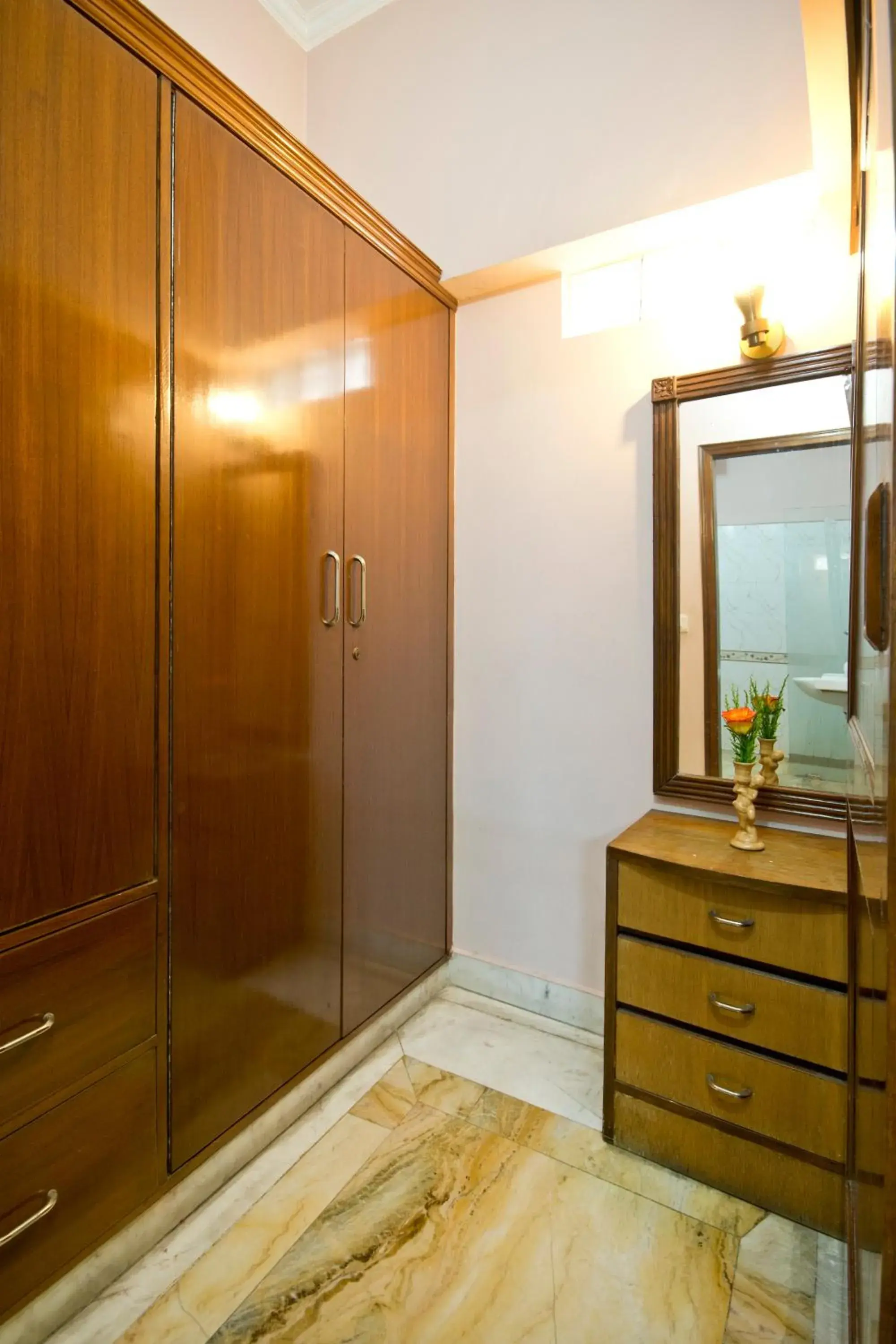 Bedroom in Prakash Kutir B&B Bedroom in Prakash Kutir B&B