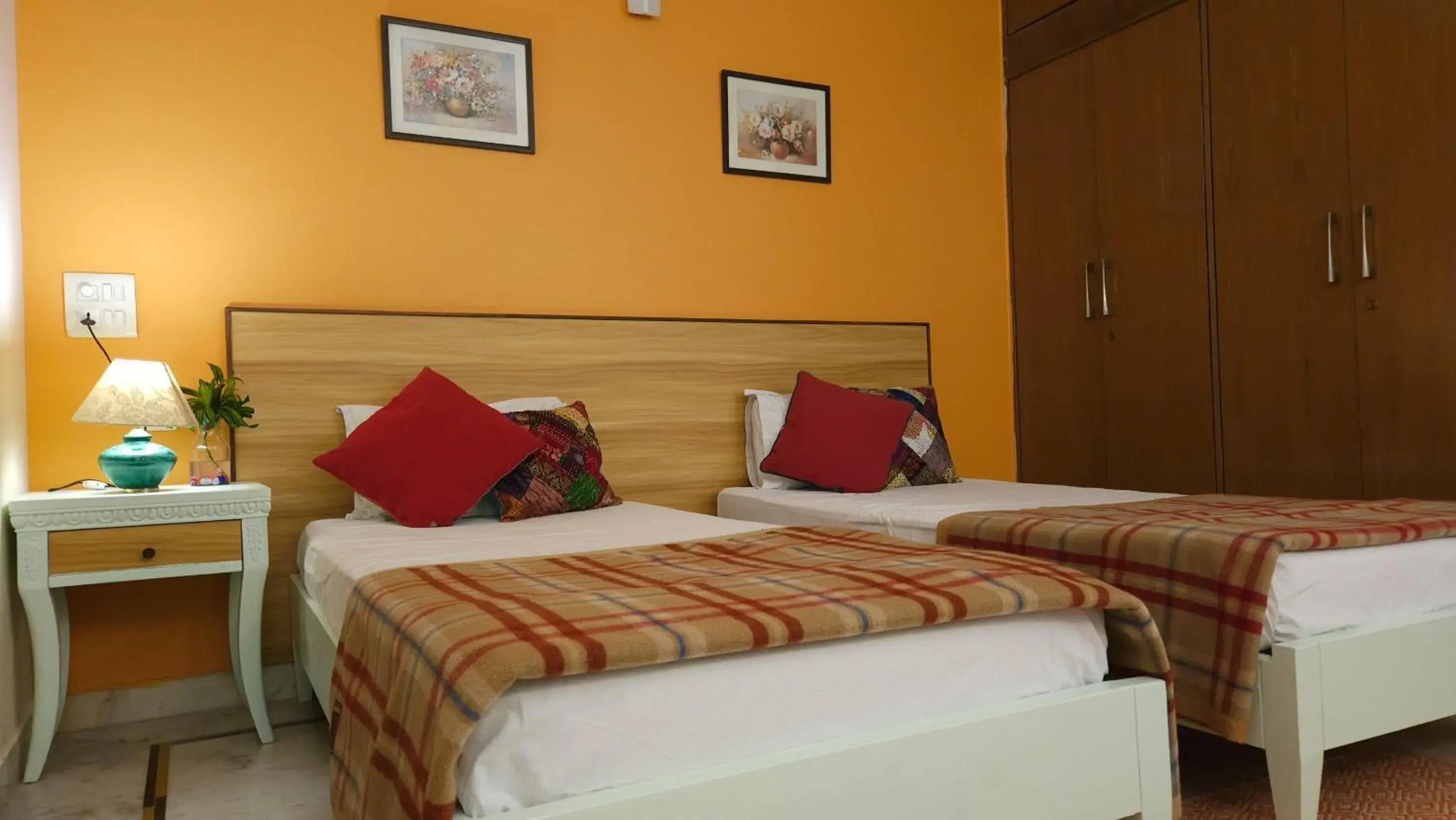 Twin Room with Balcony in Prakash Kutir B&B Twin Room with Balcony in Prakash Kutir B&B