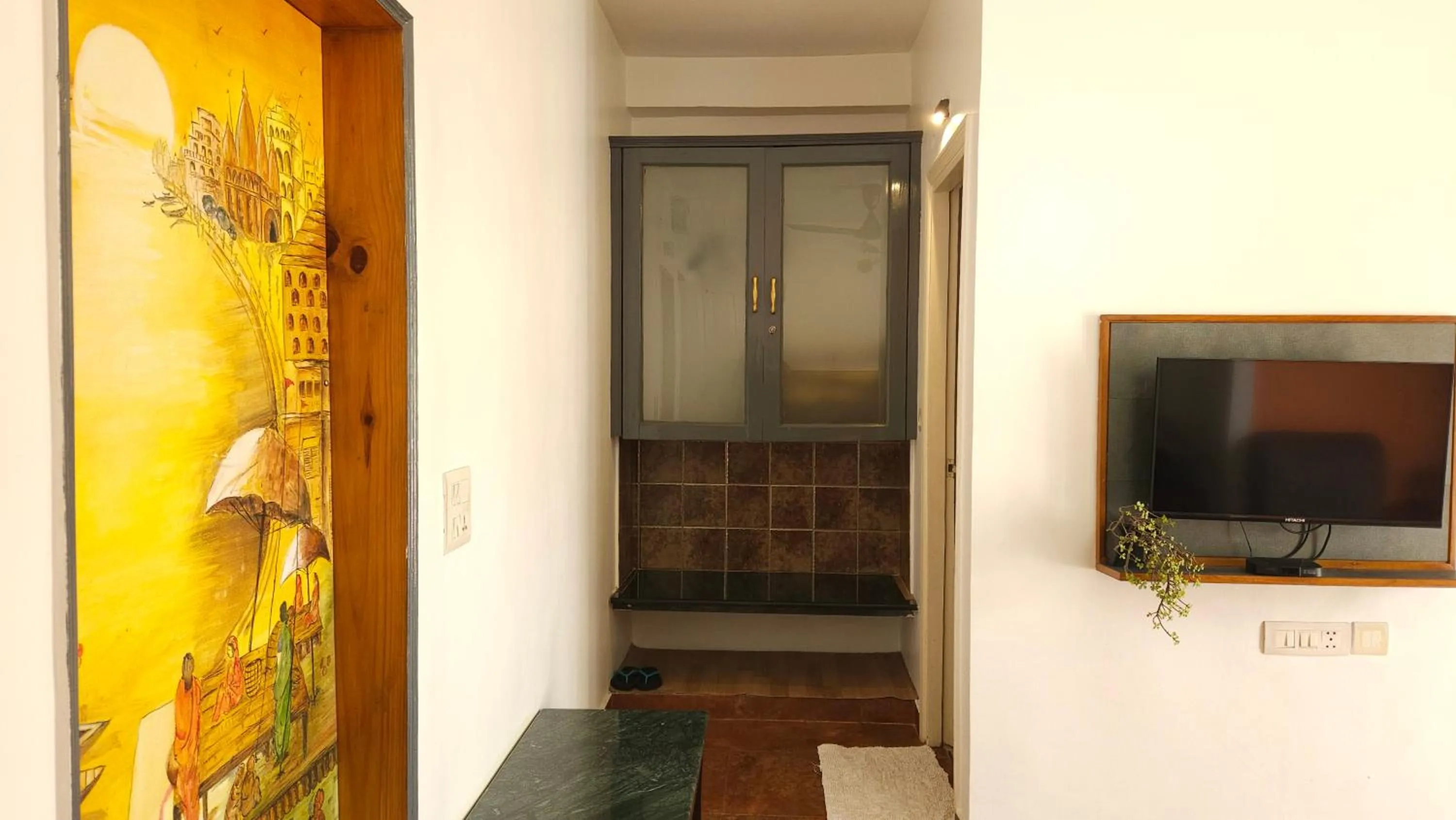 wardrobe in Prakash Kutir B&B