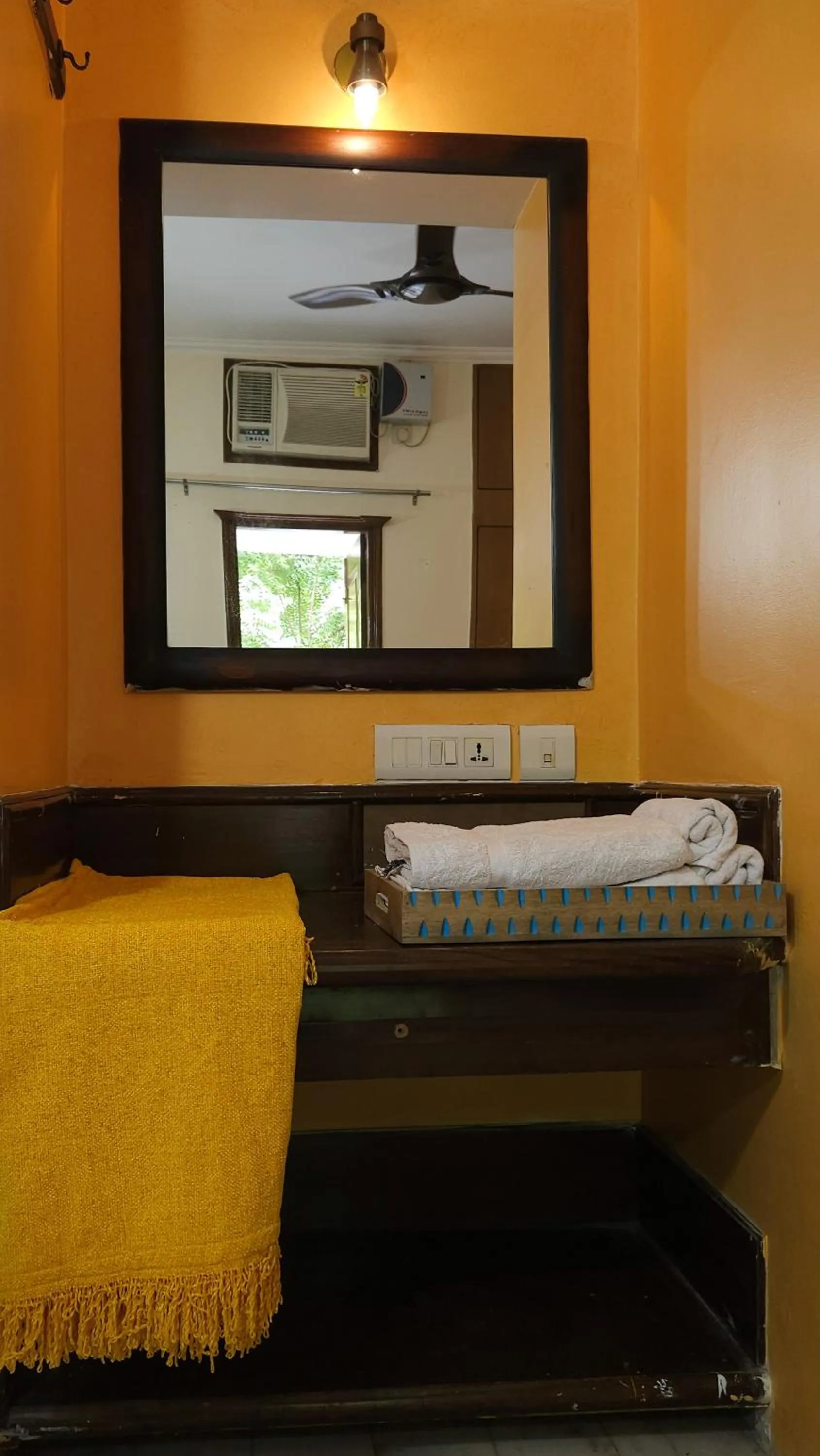 Bedroom, Bed in Prakash Kutir B&B