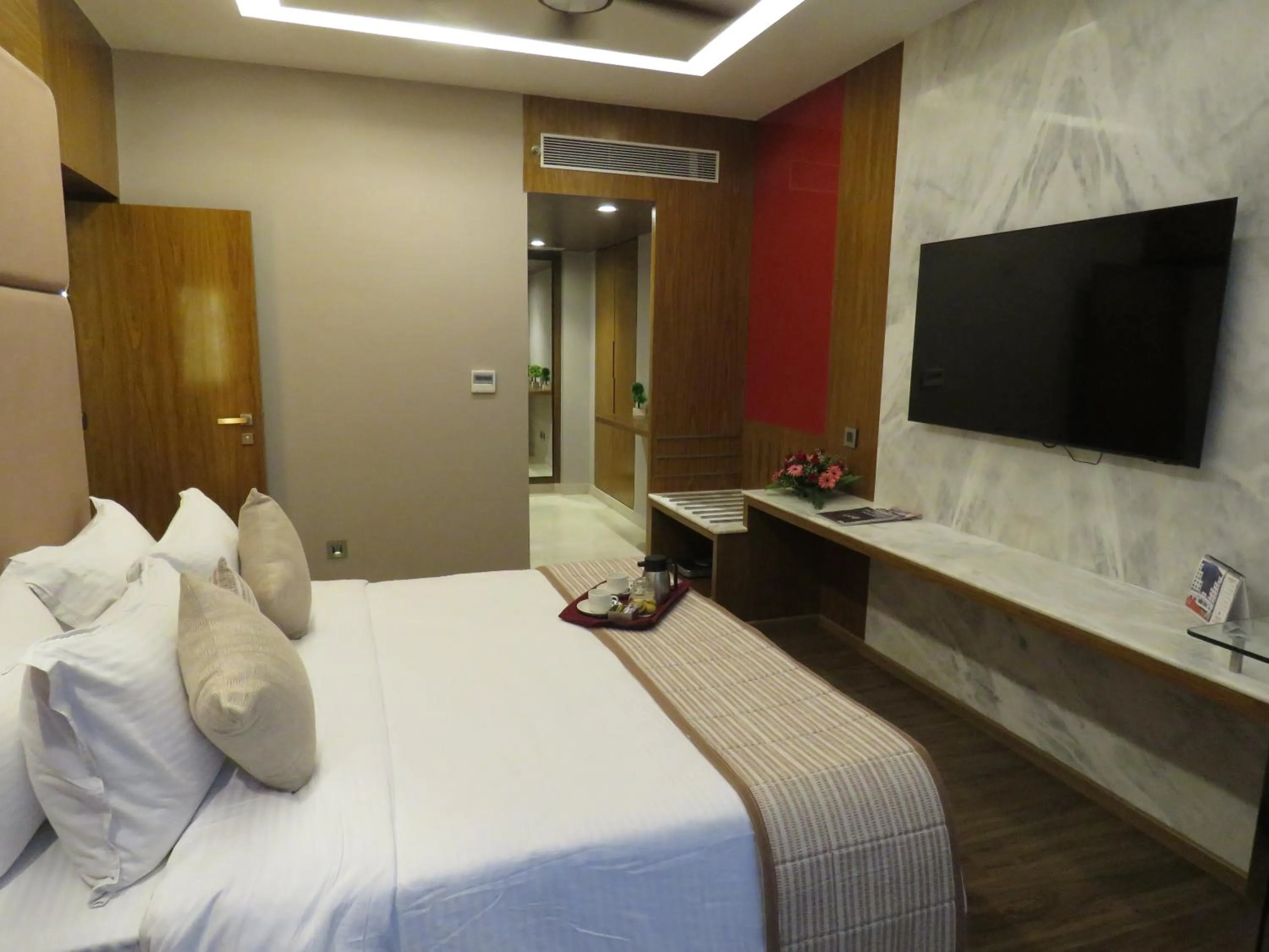 Bed in Lords Plaza Surat
