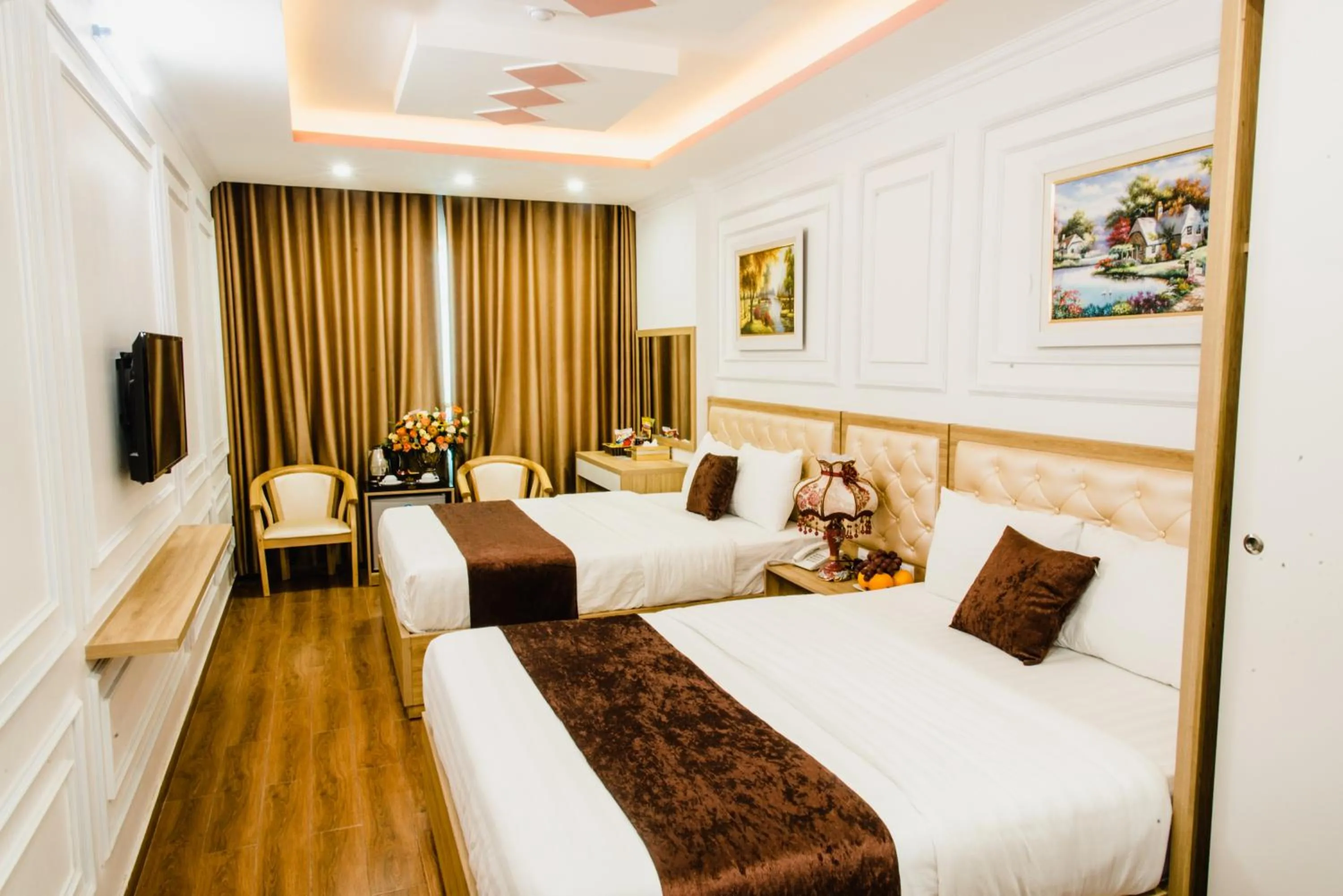 Bedroom, Bed in Vu Linh Hotel