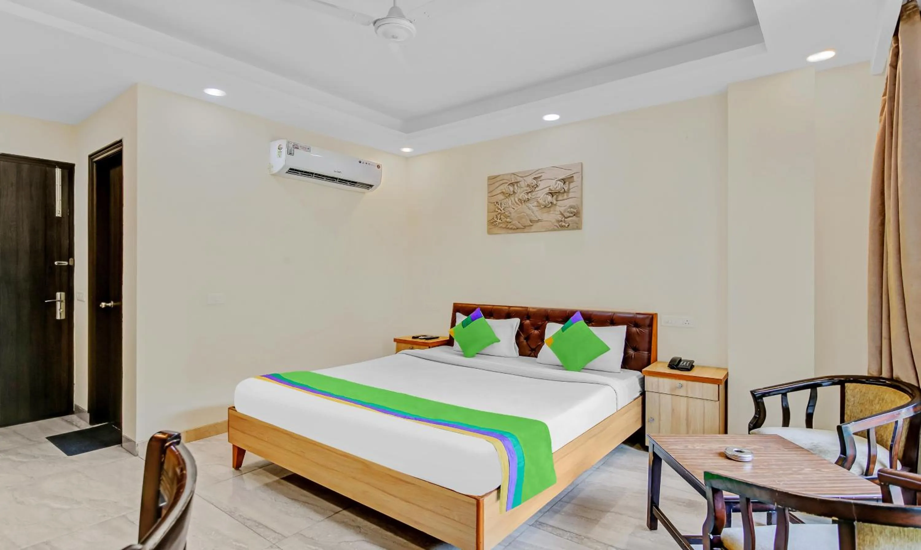 Bedroom, Bed in Treebo Sai Village Gold Souk - Sec 43