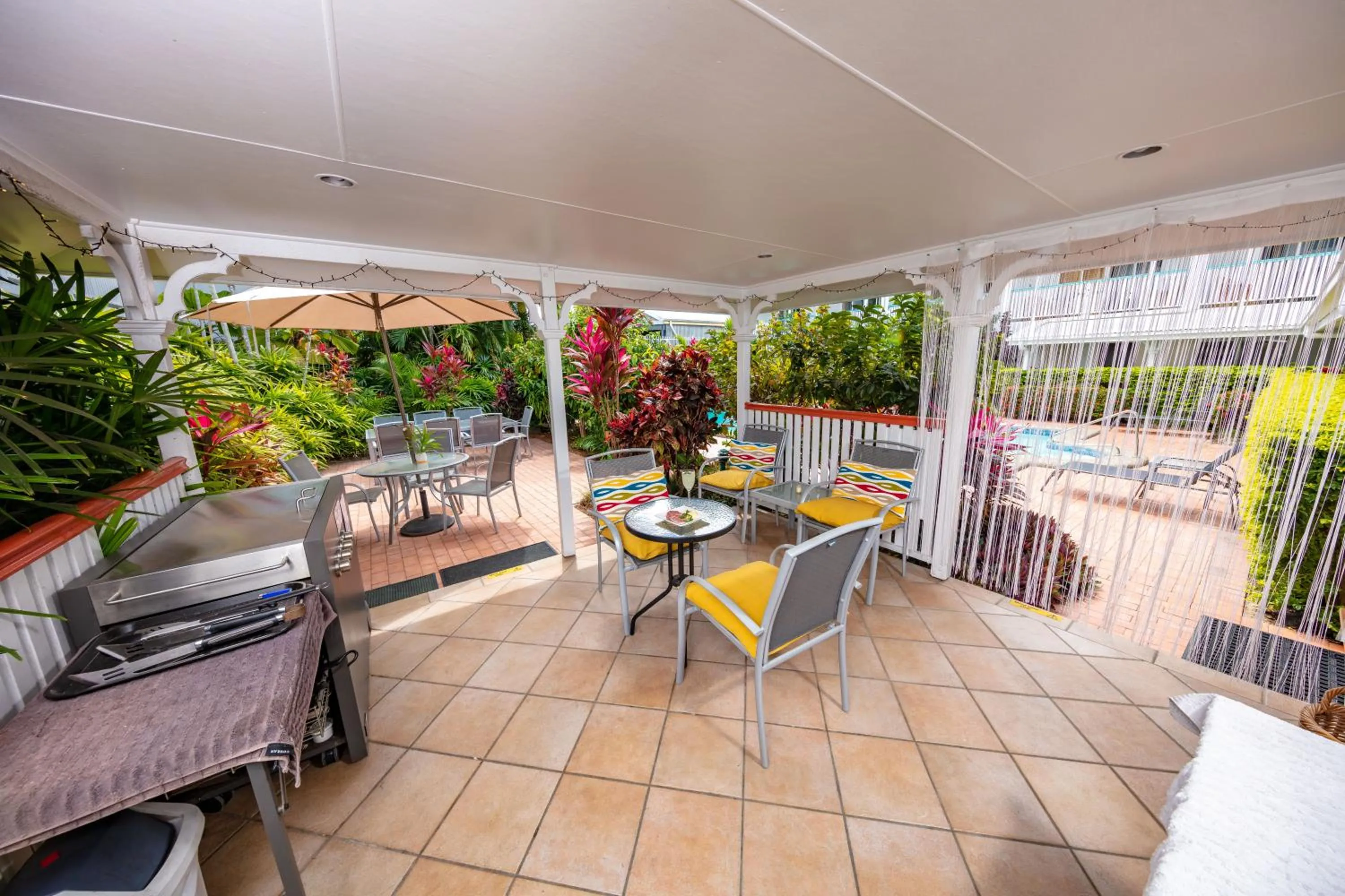 BBQ facilities in City Terraces Cairns