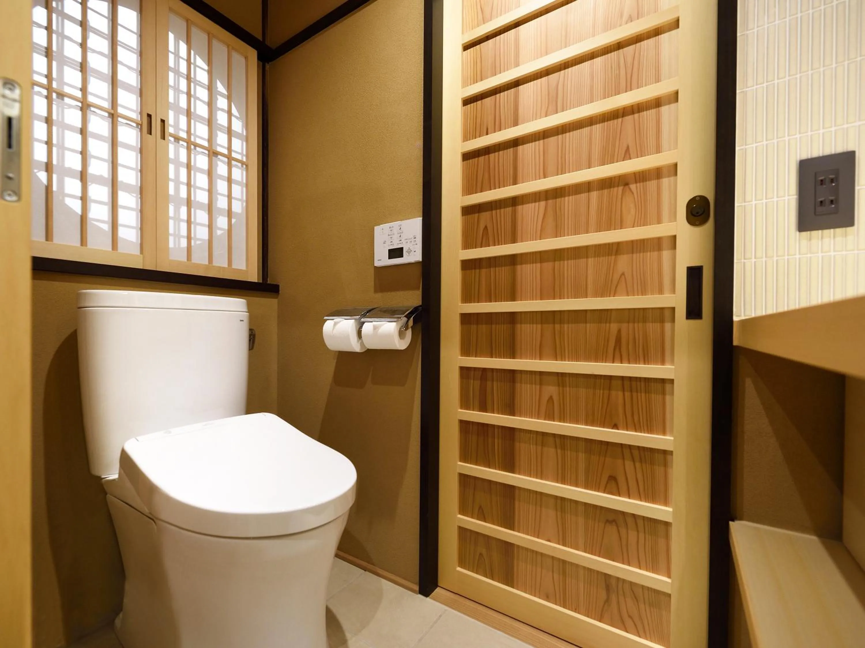 Toilet in Kyo no Ondokoro Gokomachi Ebisugawa #3