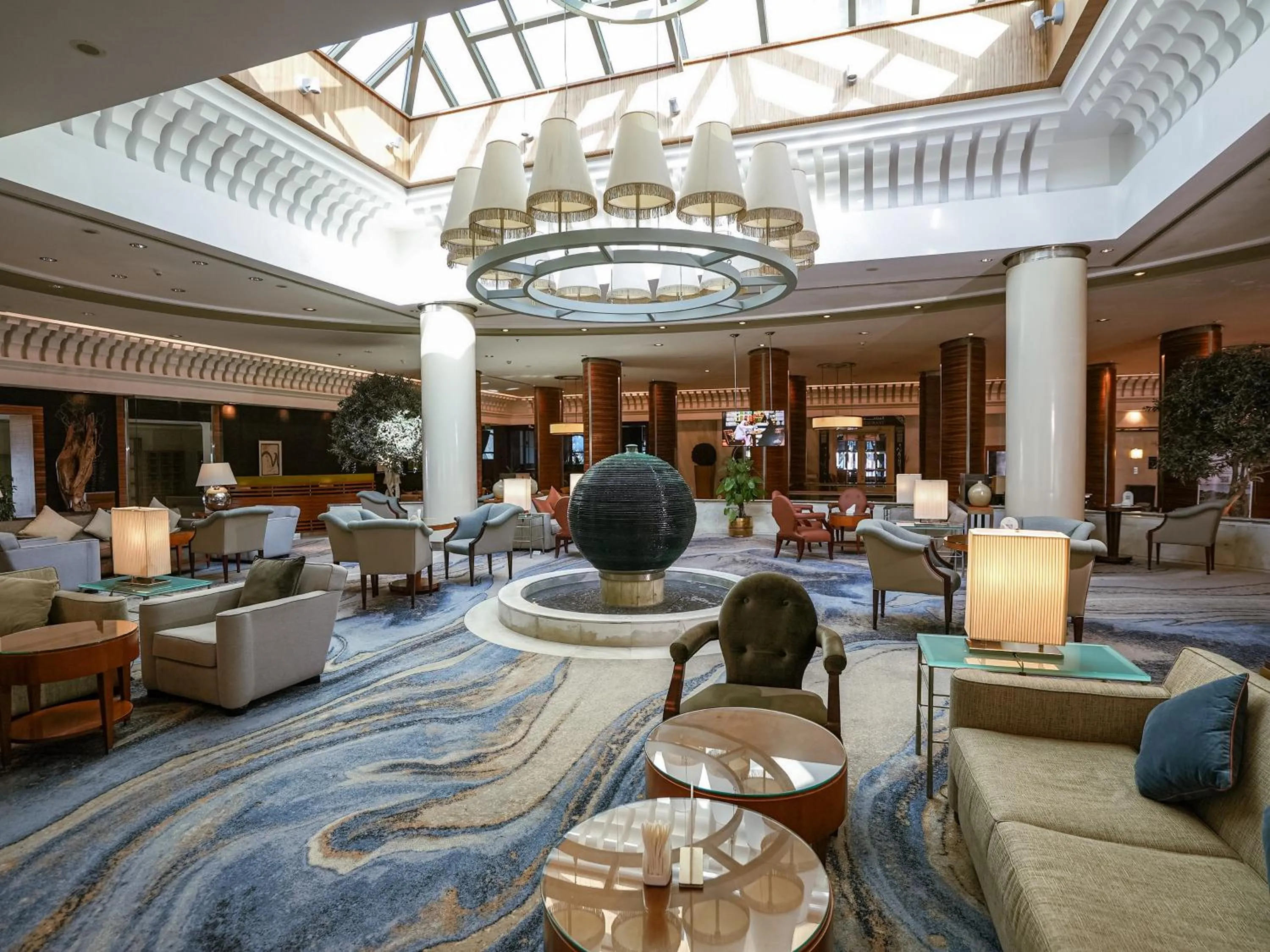 Lobby or reception in Sheraton Dammam Hotel & Convention Centre