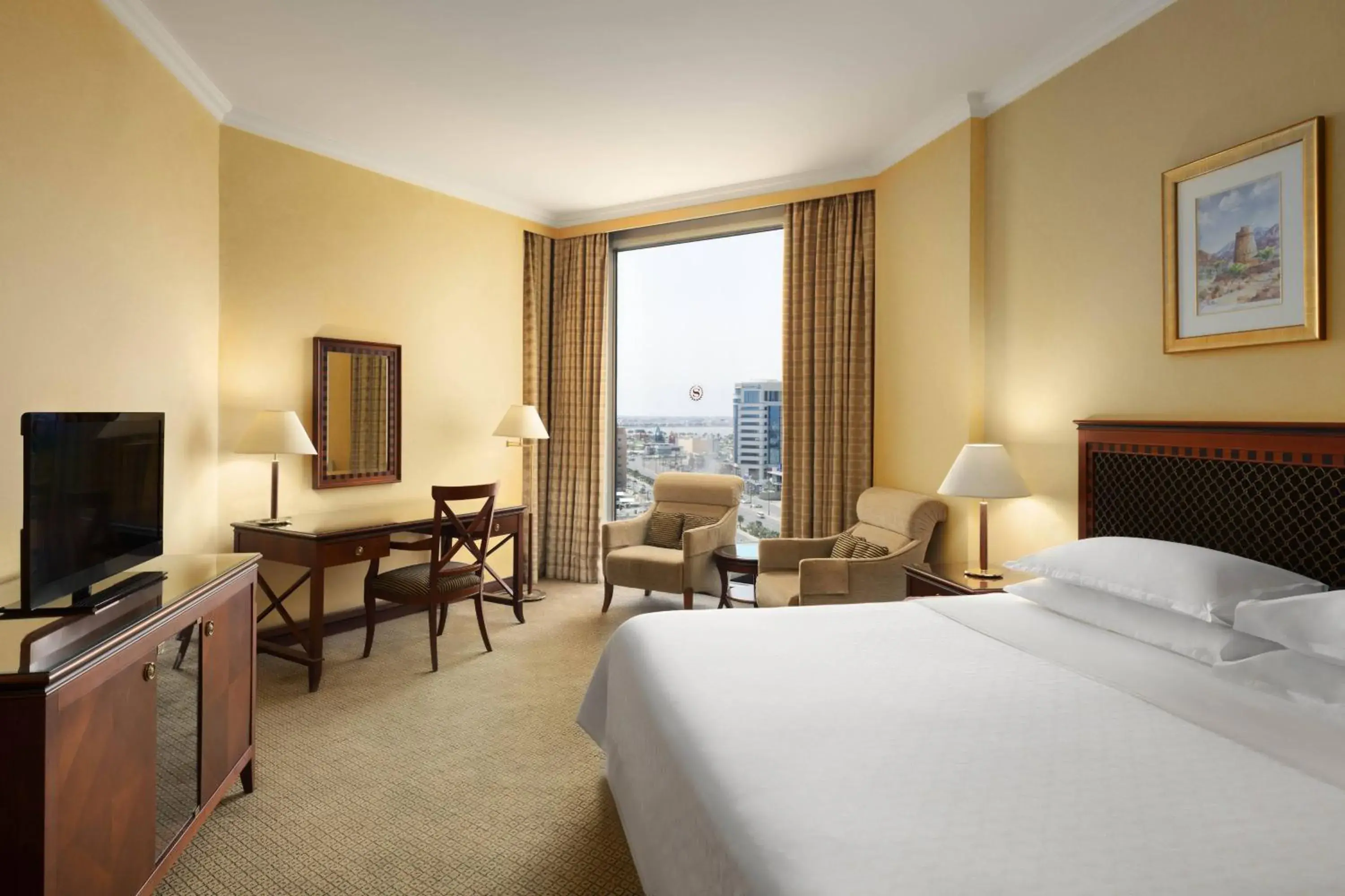Club Room, Club lounge access, Guest room, 1 King, City view in Sheraton Dammam Hotel & Convention Centre Club Room, Club lounge access, Guest room, 1 King, City view in Sheraton Dammam Hotel & Convention Centre