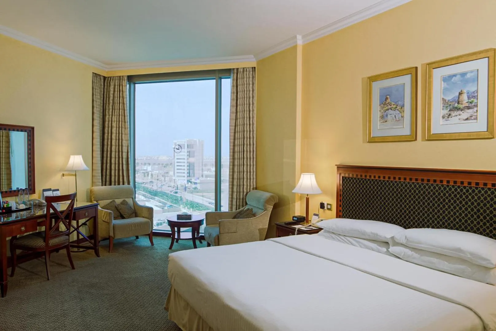 Photo of the whole room, Bed in Sheraton Dammam Hotel & Convention Centre