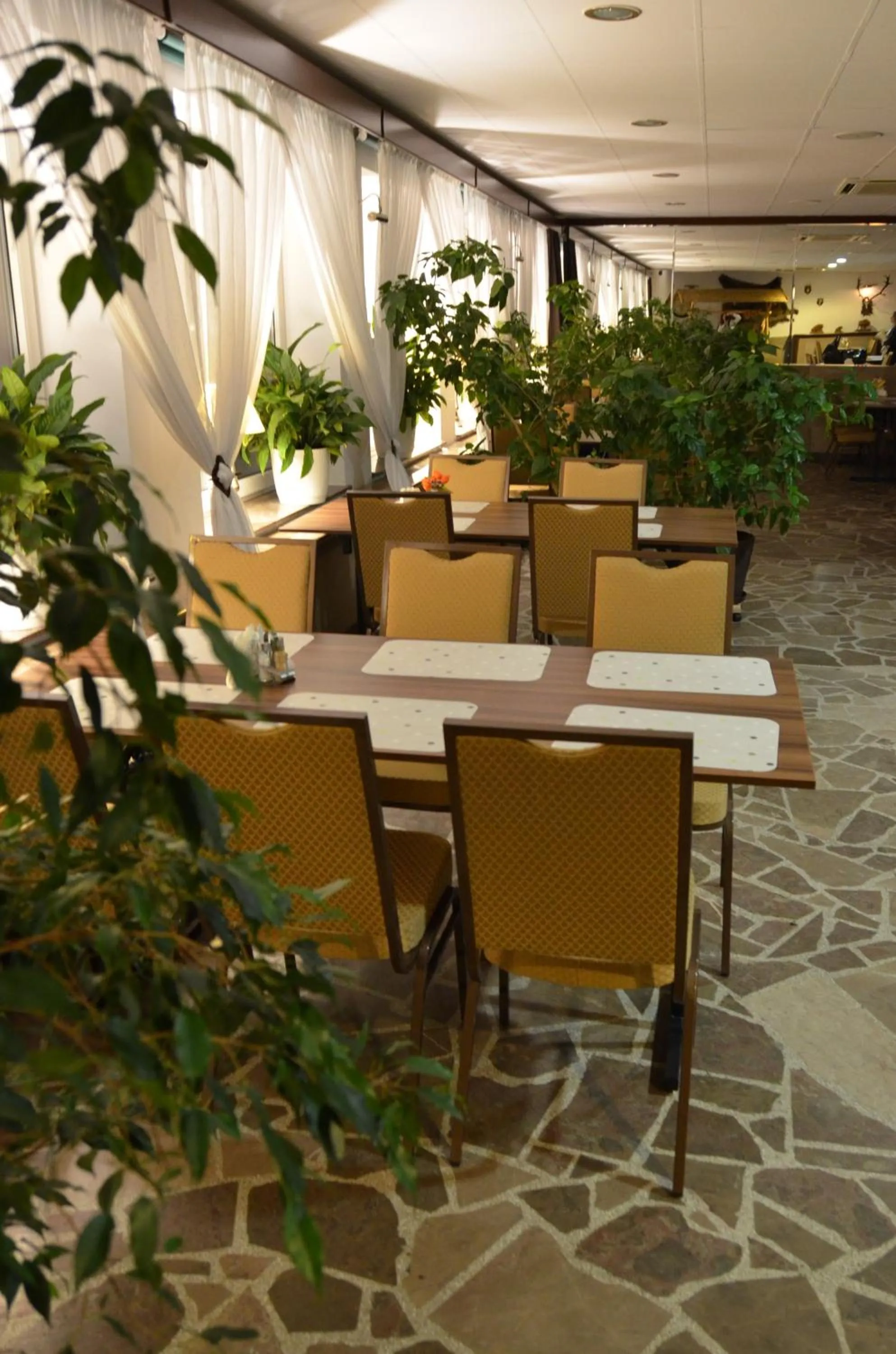 Restaurant/places to eat in Zajazd Wrota Lasu