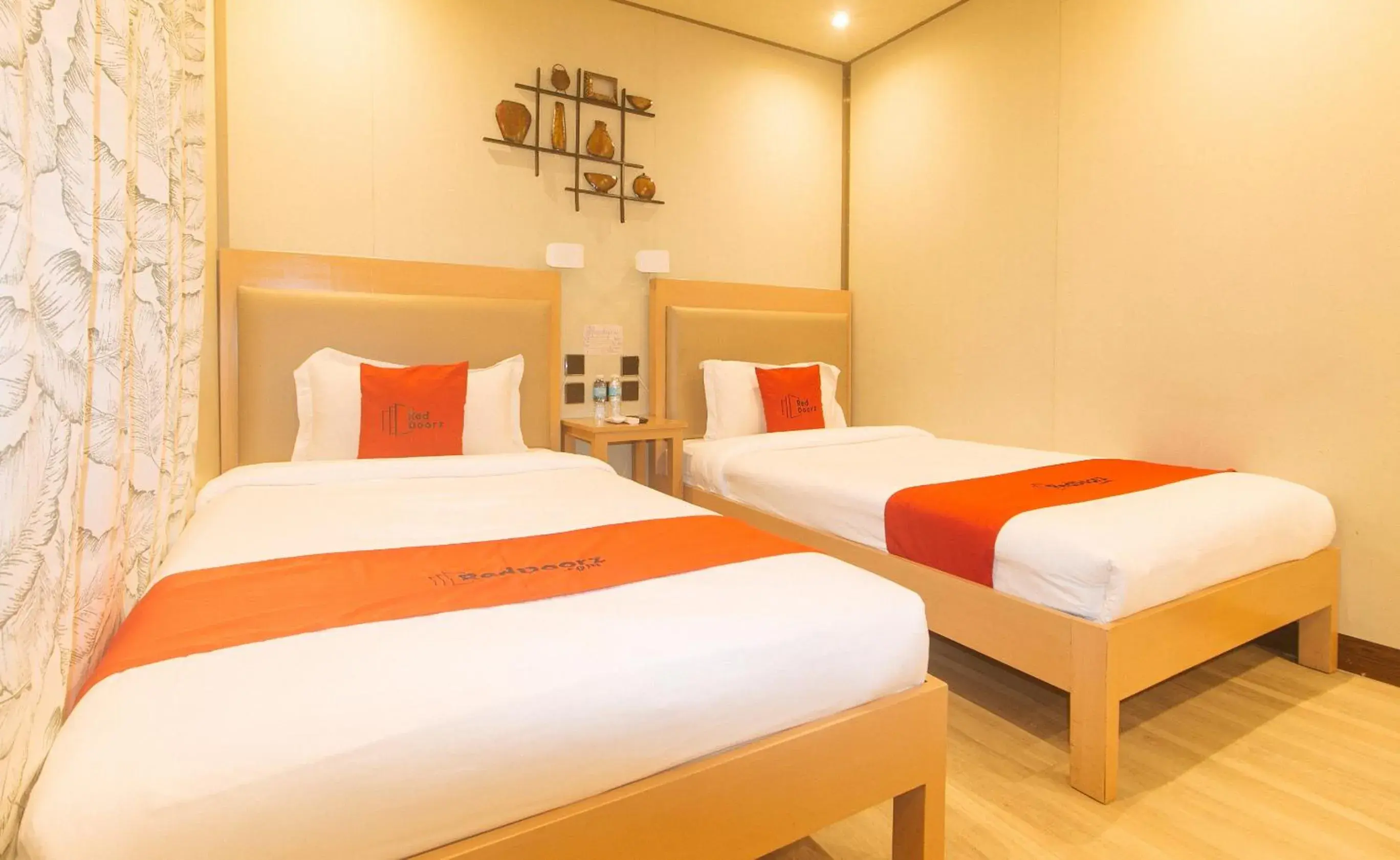 Bedroom, Bed in RedDoorz Plus @ AS Fortuna Cebu Bedroom, Bed in RedDoorz Plus @ AS Fortuna Cebu