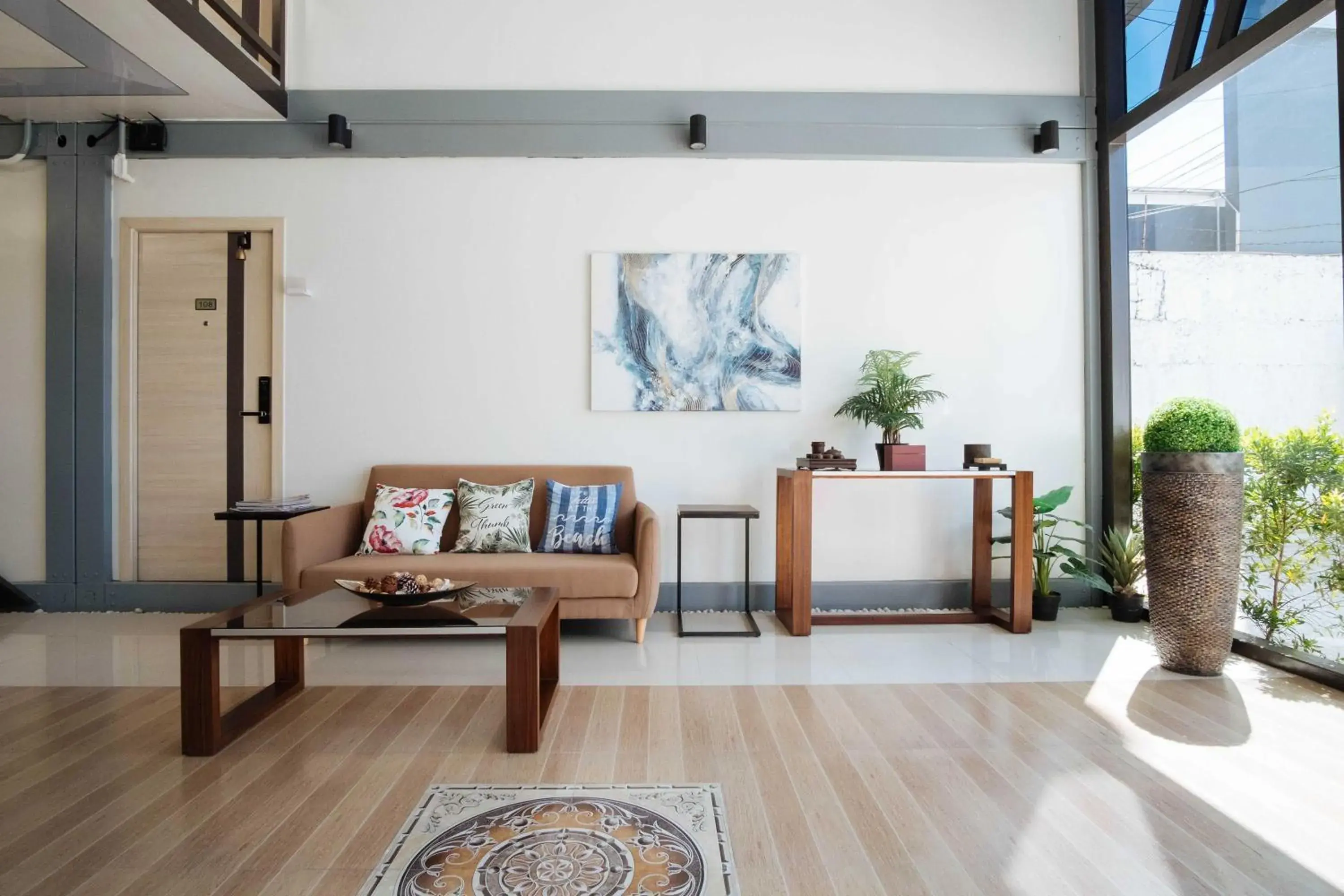 Lobby or reception in RedDoorz Plus @ AS Fortuna Cebu Lobby or reception in RedDoorz Plus @ AS Fortuna Cebu