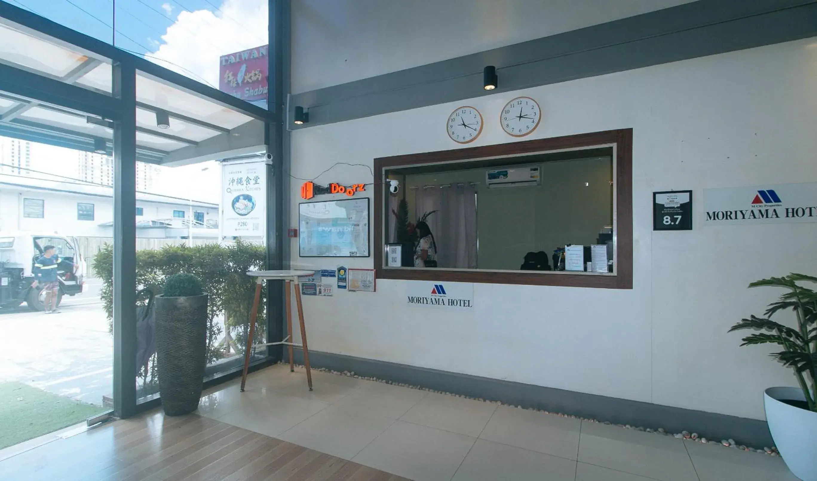 Lobby or reception in RedDoorz Plus @ AS Fortuna Cebu Lobby or reception in RedDoorz Plus @ AS Fortuna Cebu