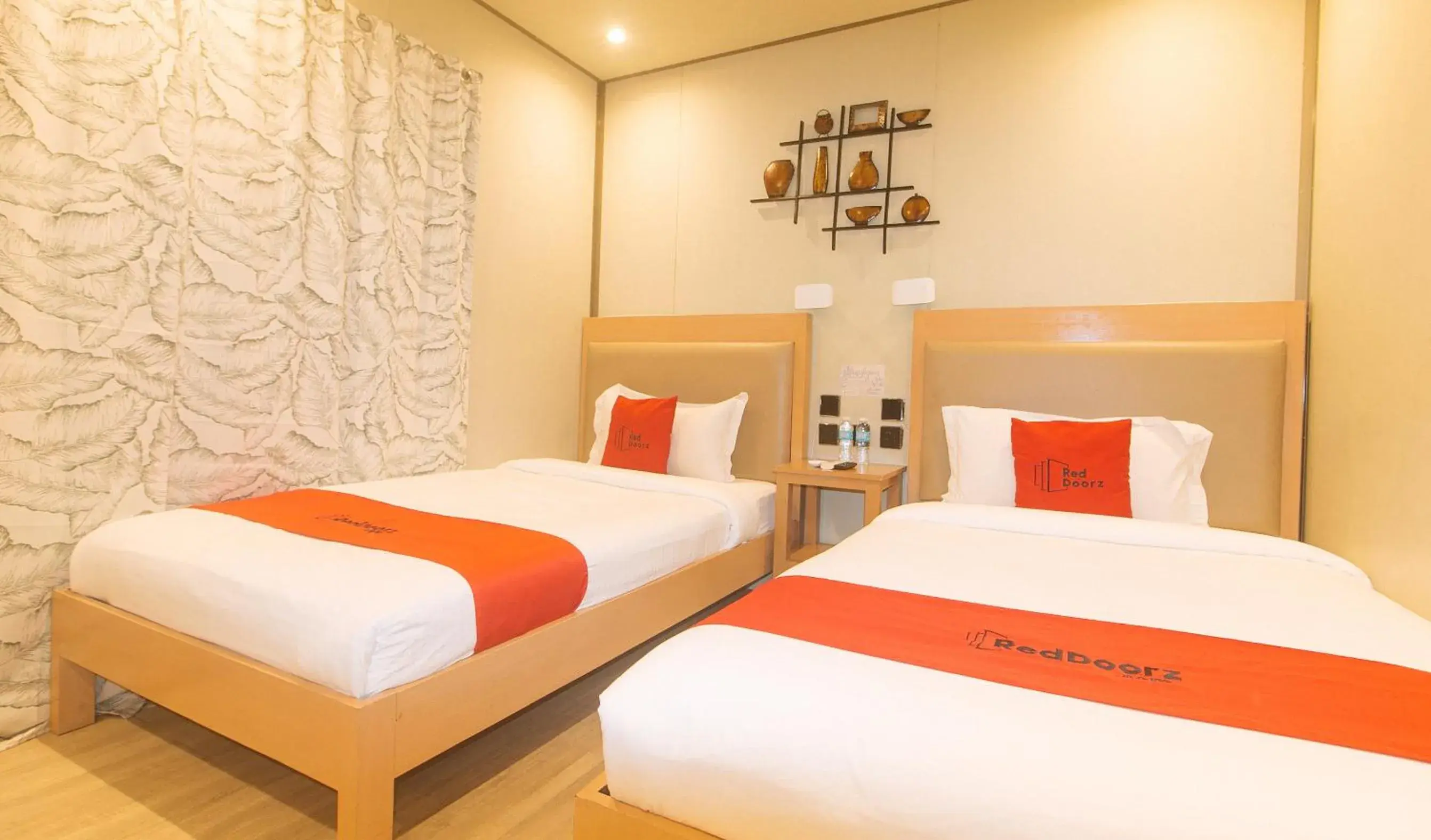 Bedroom, Bed in RedDoorz Plus @ AS Fortuna Cebu Bedroom, Bed in RedDoorz Plus @ AS Fortuna Cebu