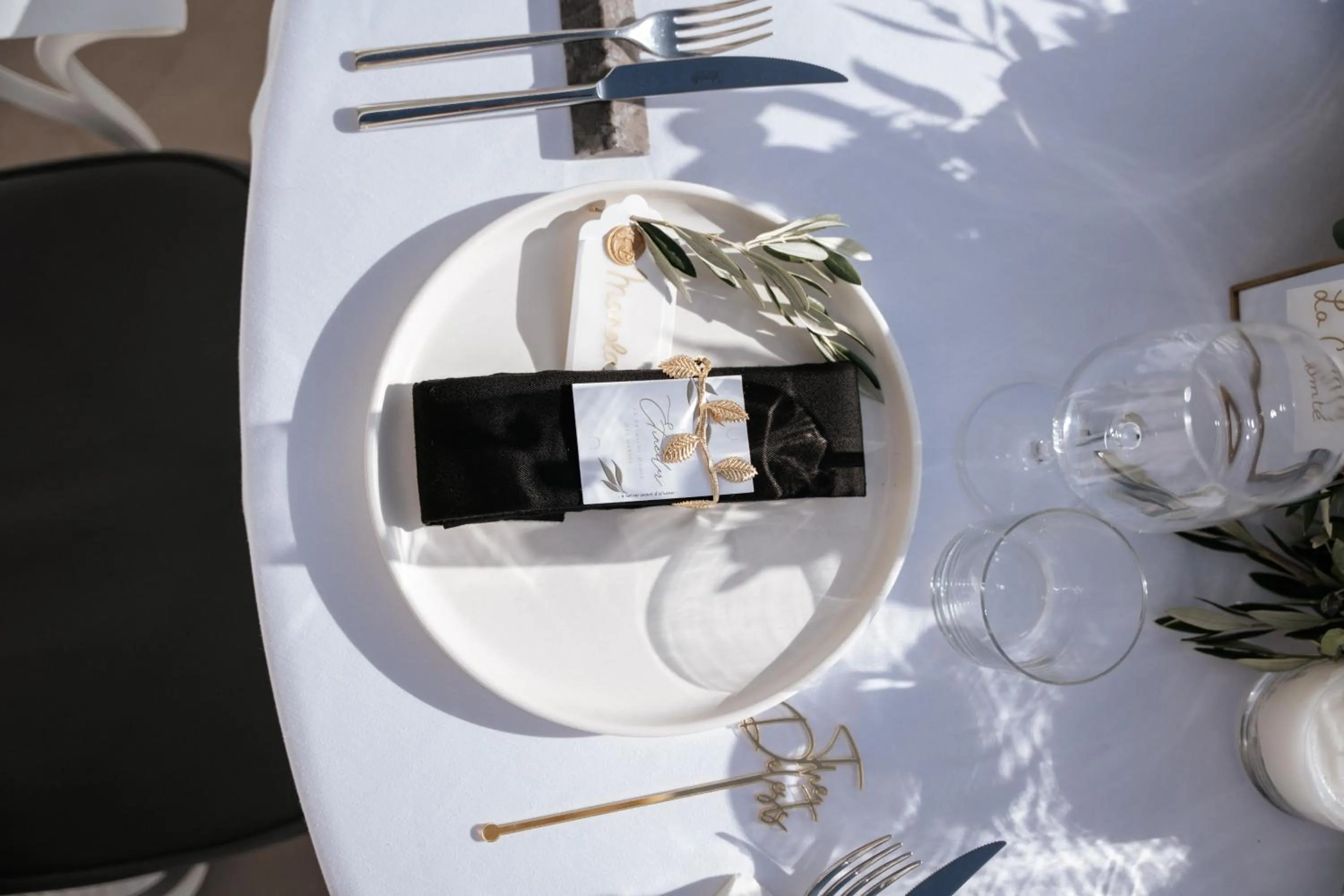 Restaurant/places to eat in Athina Luxury Suites