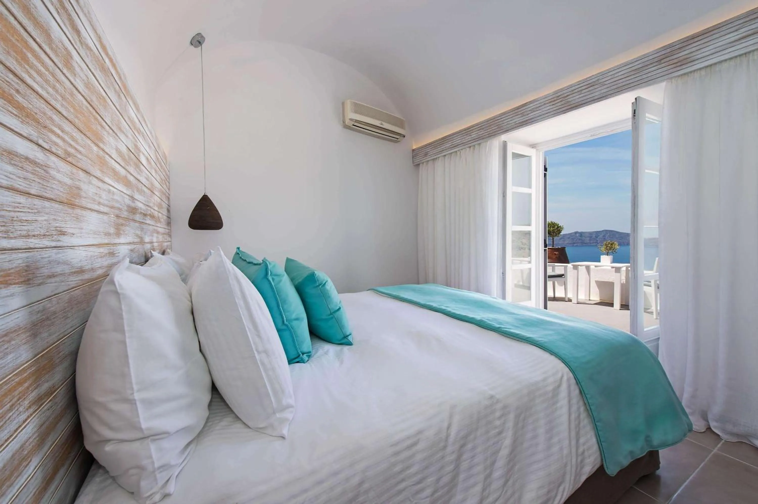 Bedroom, Bed in Athina Luxury Suites