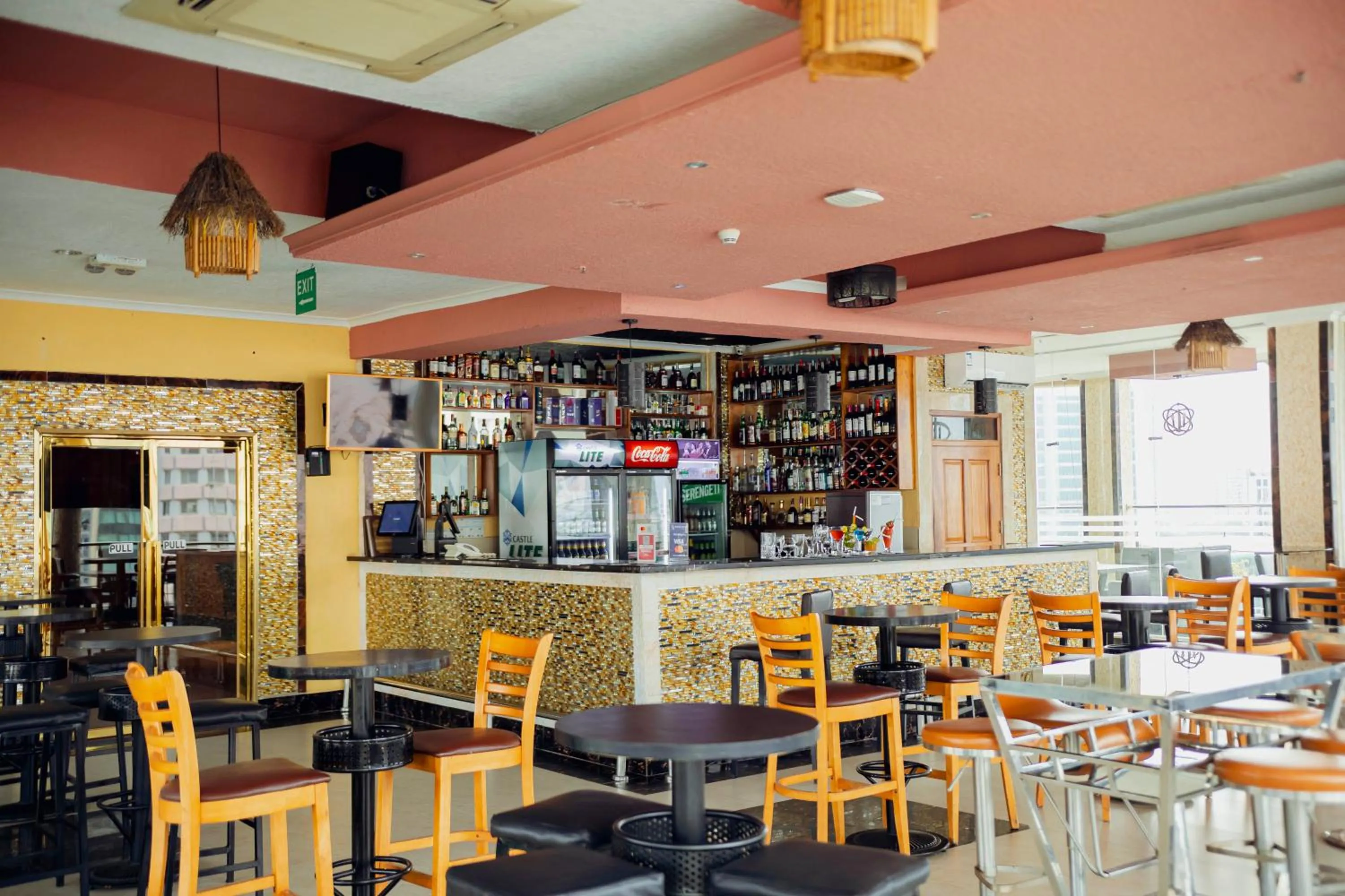 Lounge or bar in Tiffany Diamond Hotels LTD - Makunganya