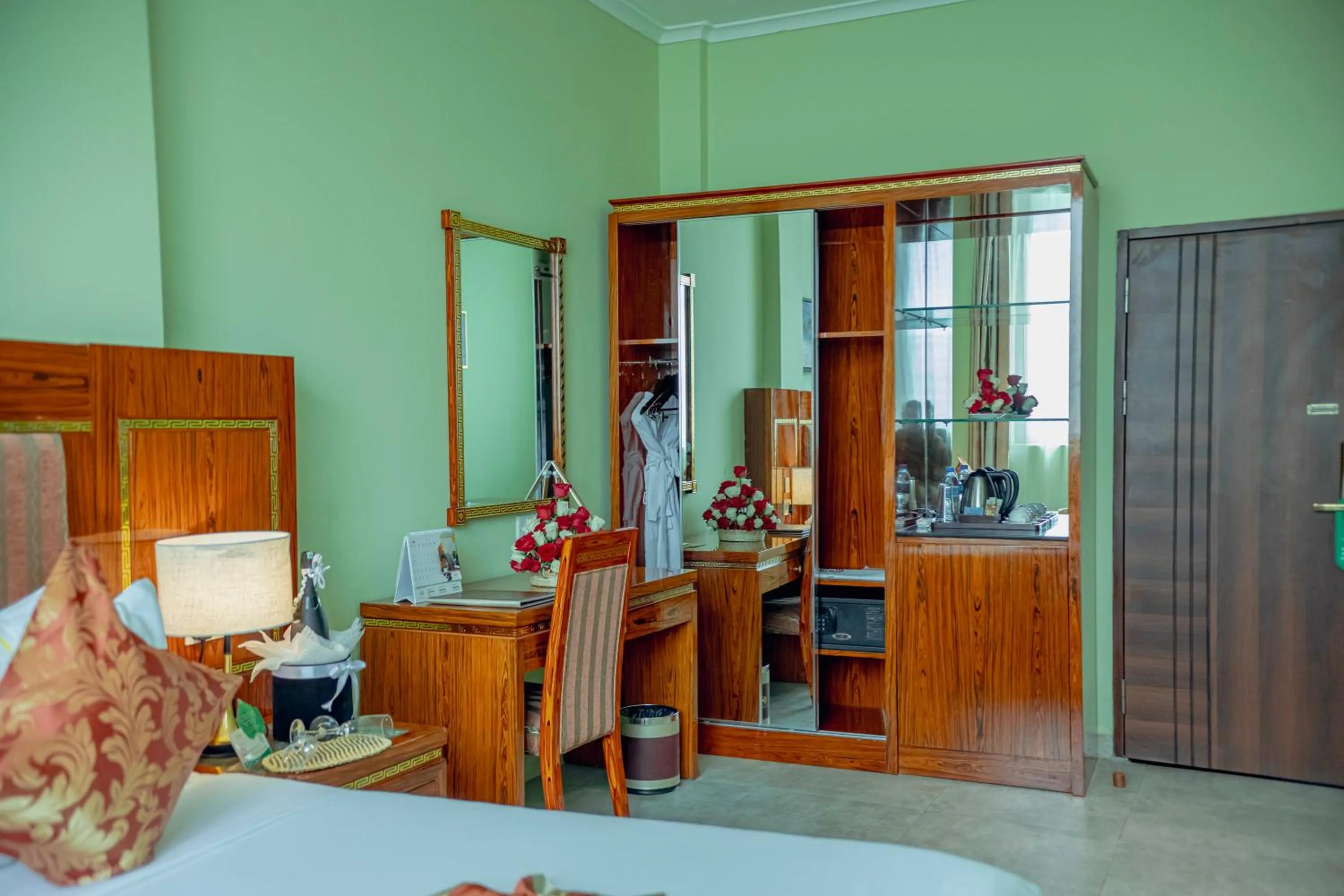 Bed in Tiffany Diamond Hotels LTD - Makunganya