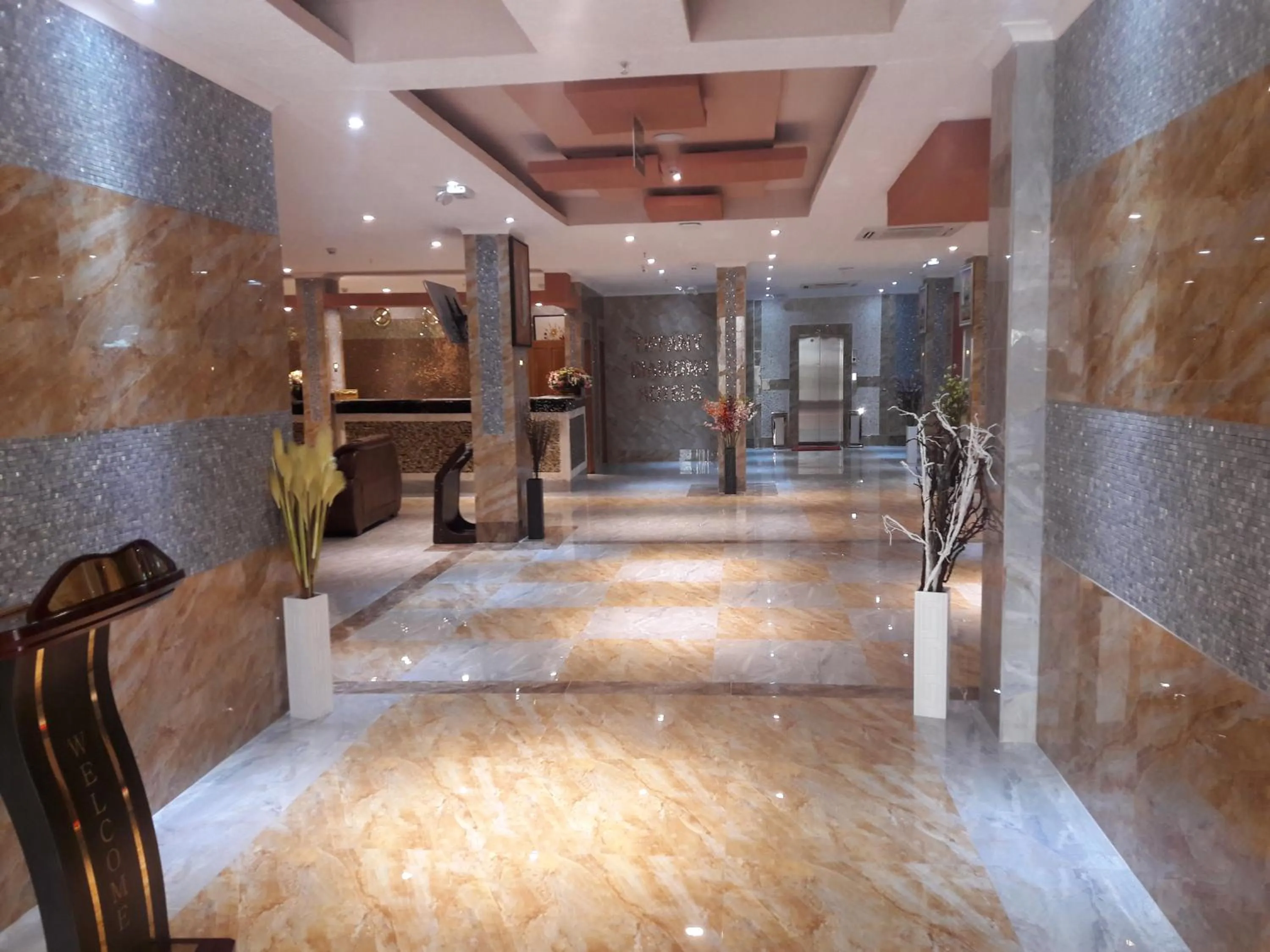 Lobby or reception in Tiffany Diamond Hotels LTD - Makunganya