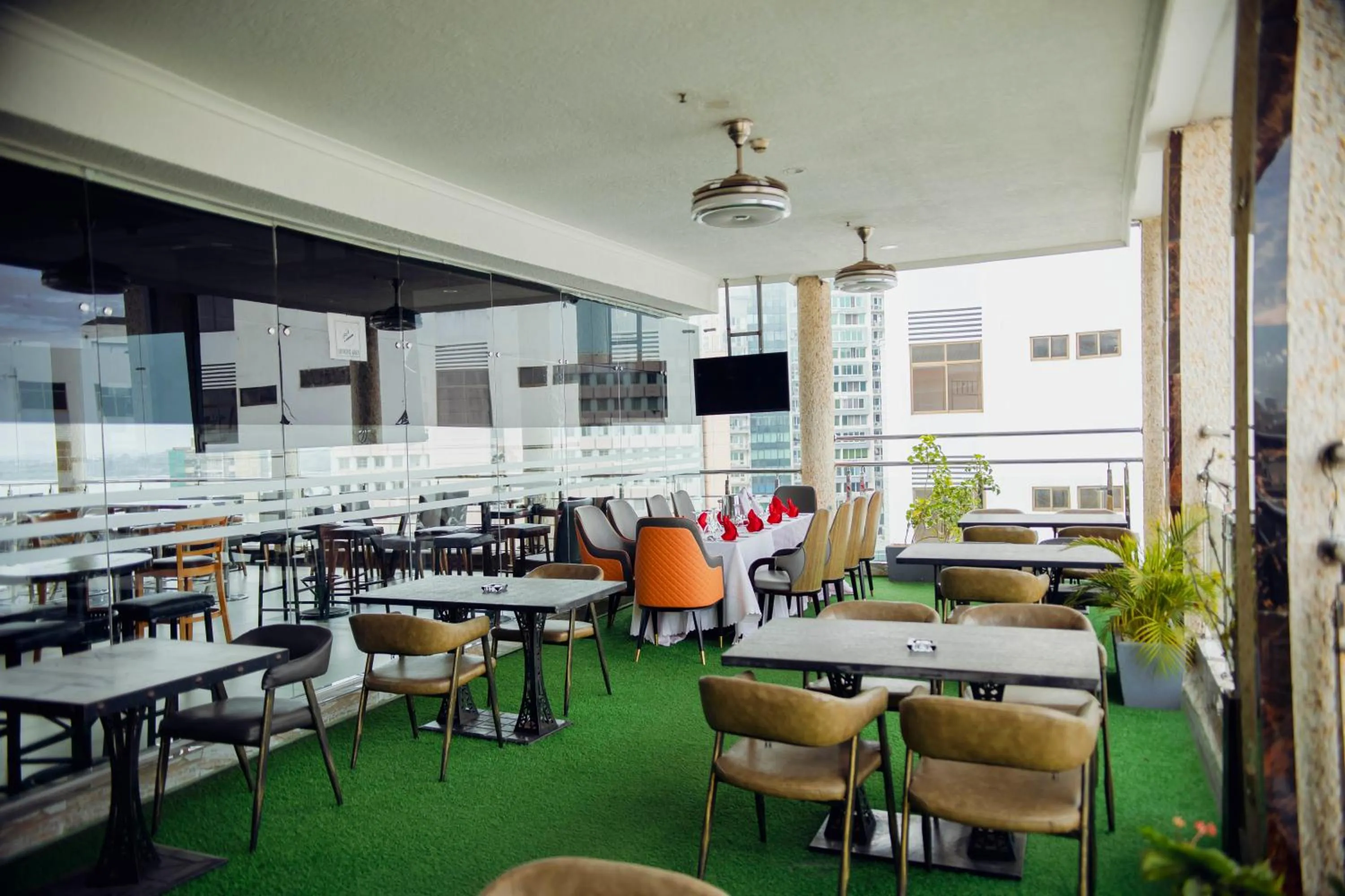 Restaurant/places to eat in Tiffany Diamond Hotels LTD - Makunganya