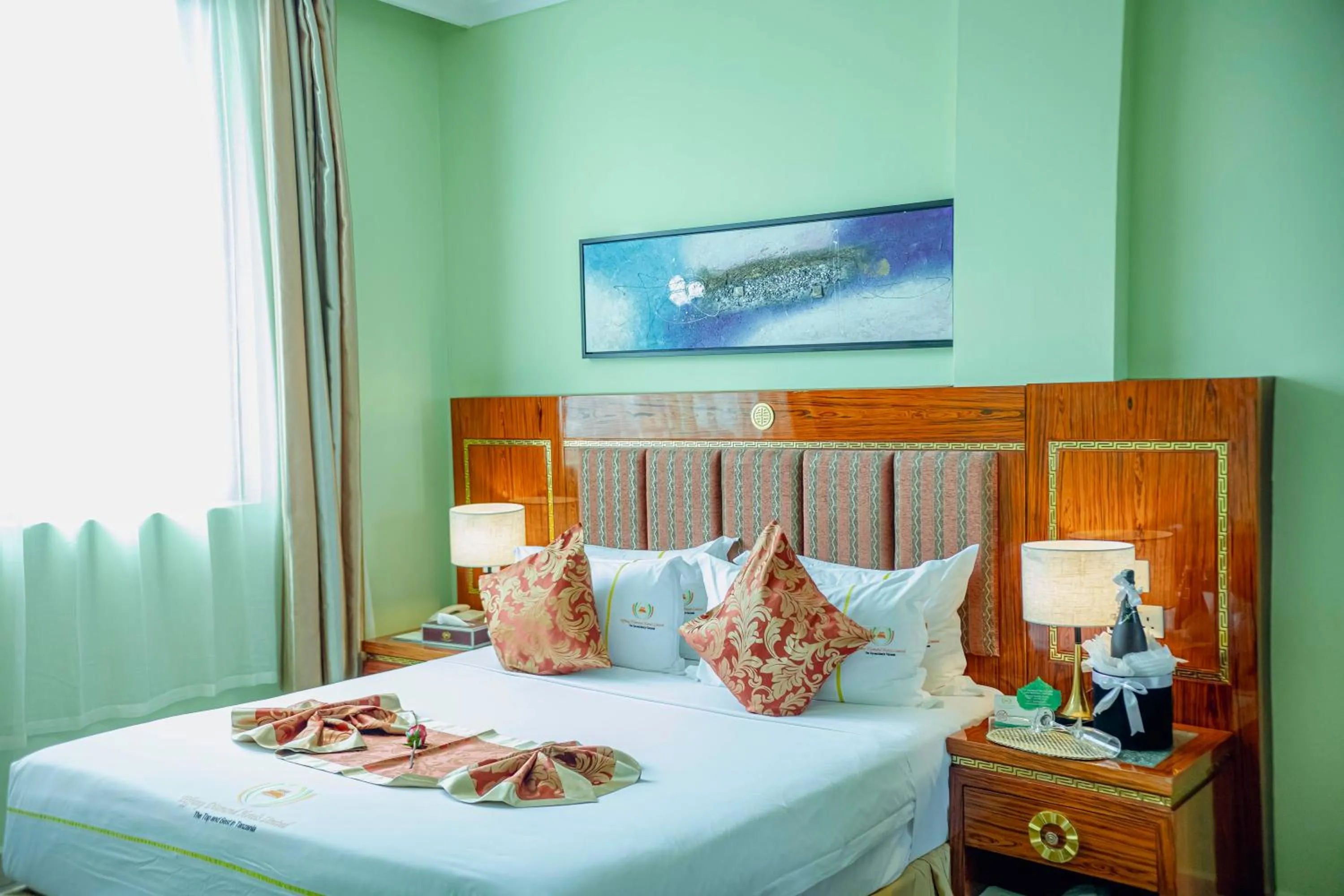 Bed in Tiffany Diamond Hotels LTD - Makunganya