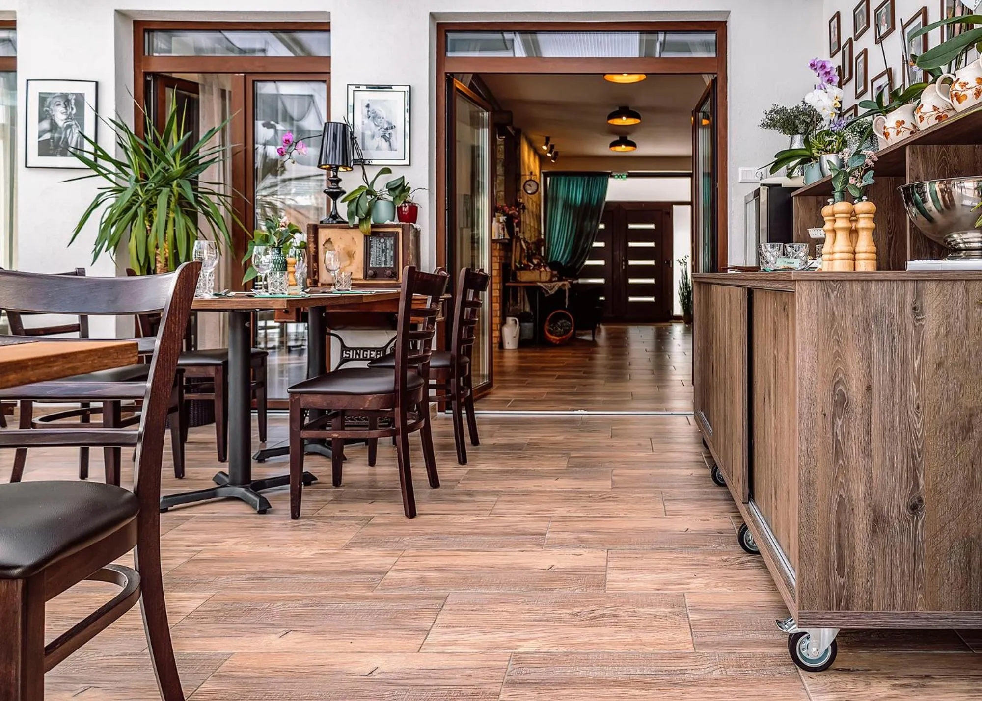 Dreko Panzió & Borbisztró