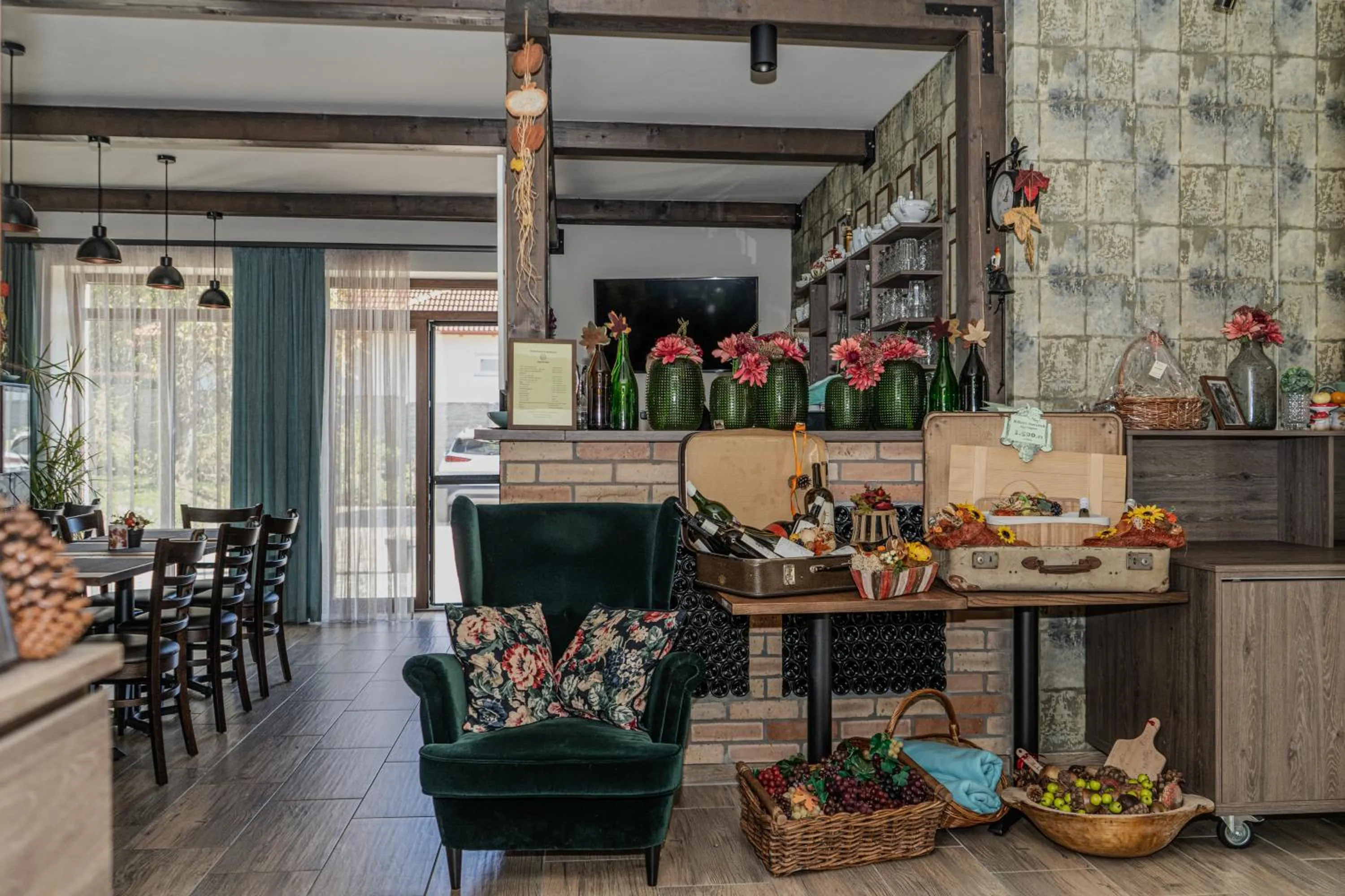 Dreko Panzió & Borbisztró