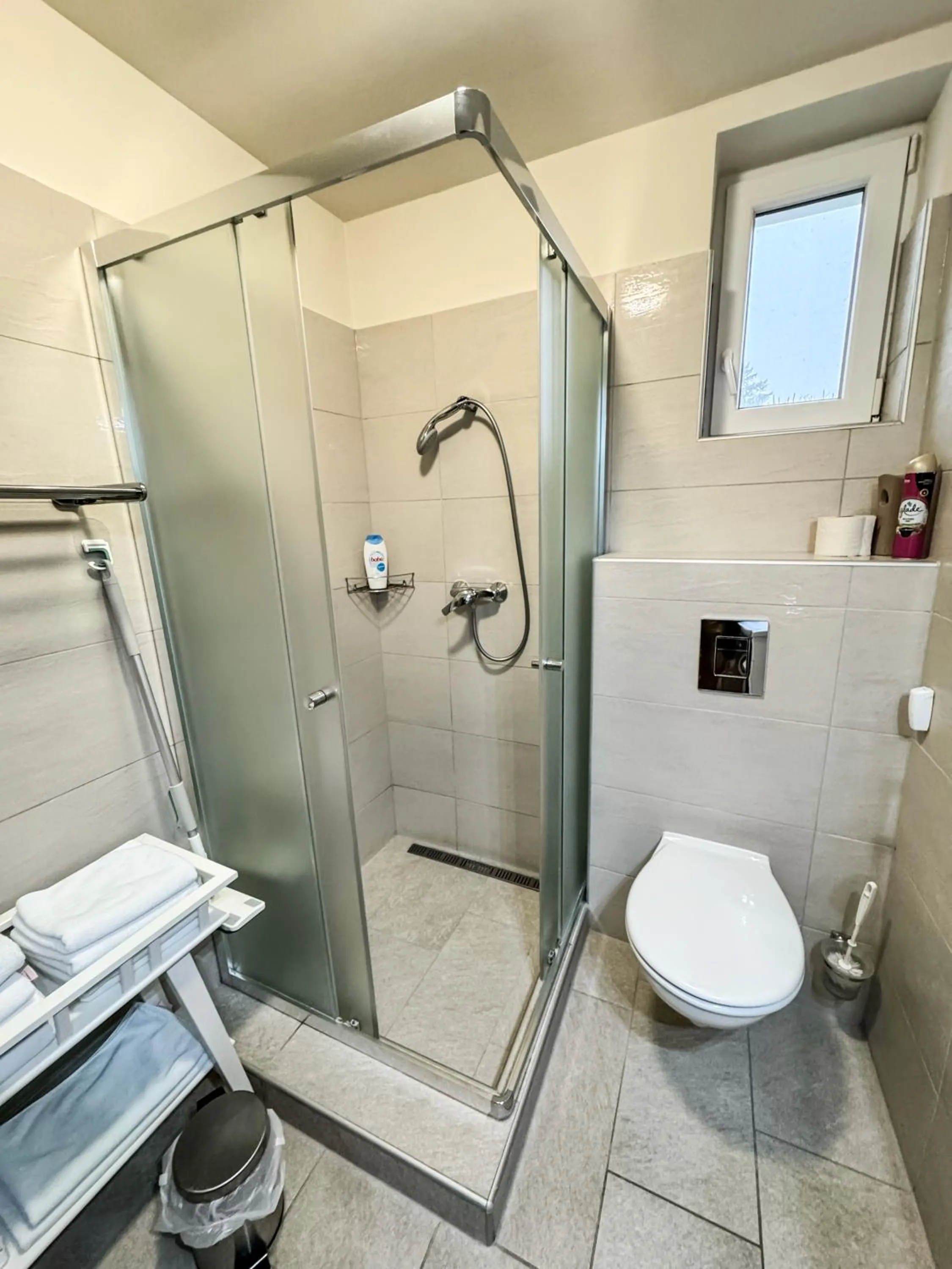 Dreko Panzió & Borbisztró