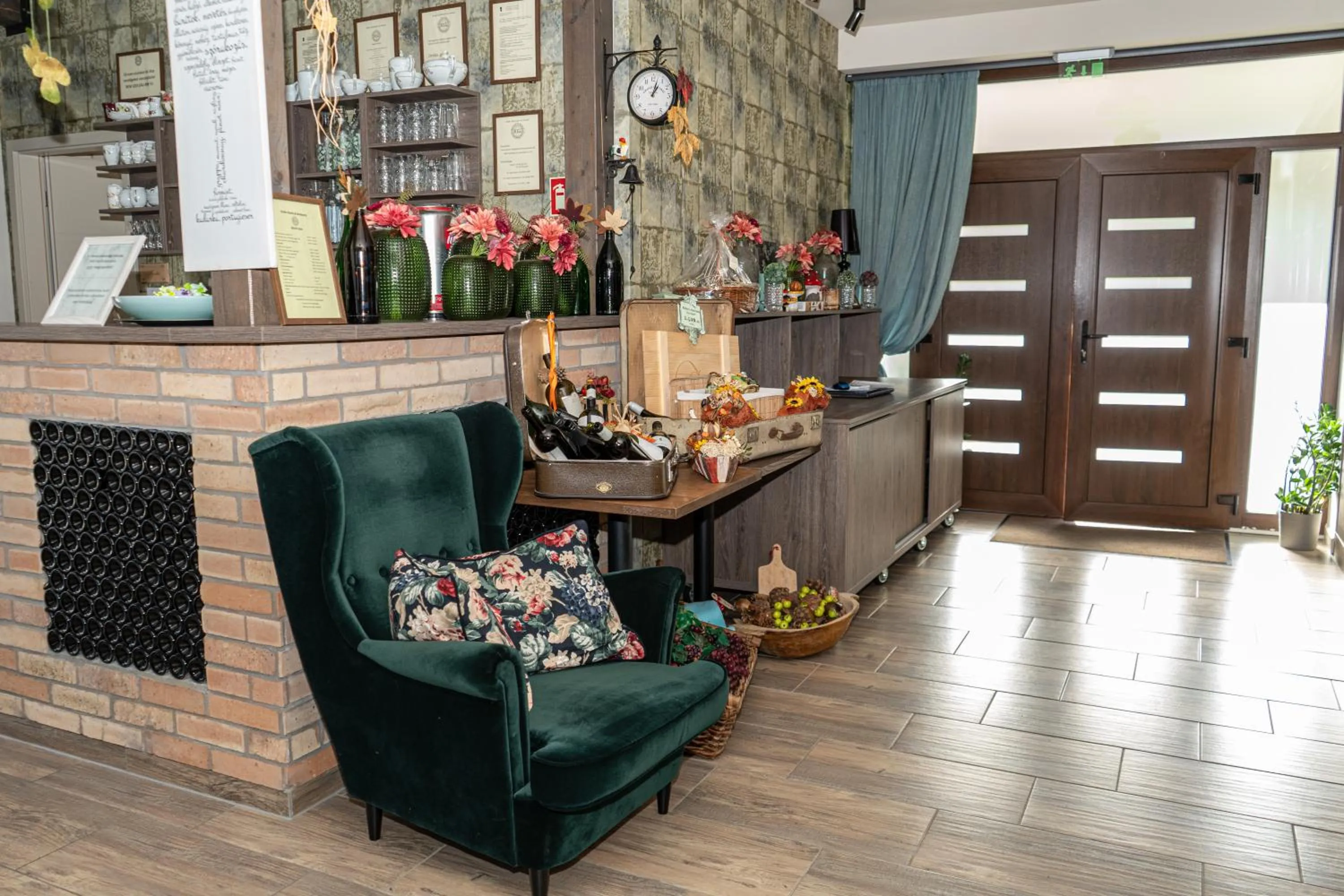 Dreko Panzió & Borbisztró