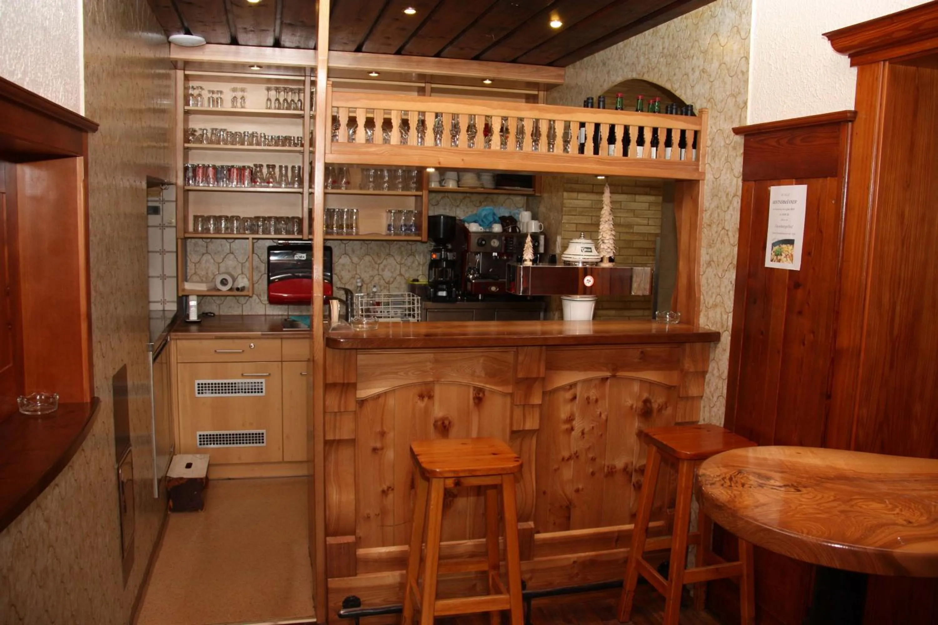 Restaurant/places to eat in Altenbergerhof